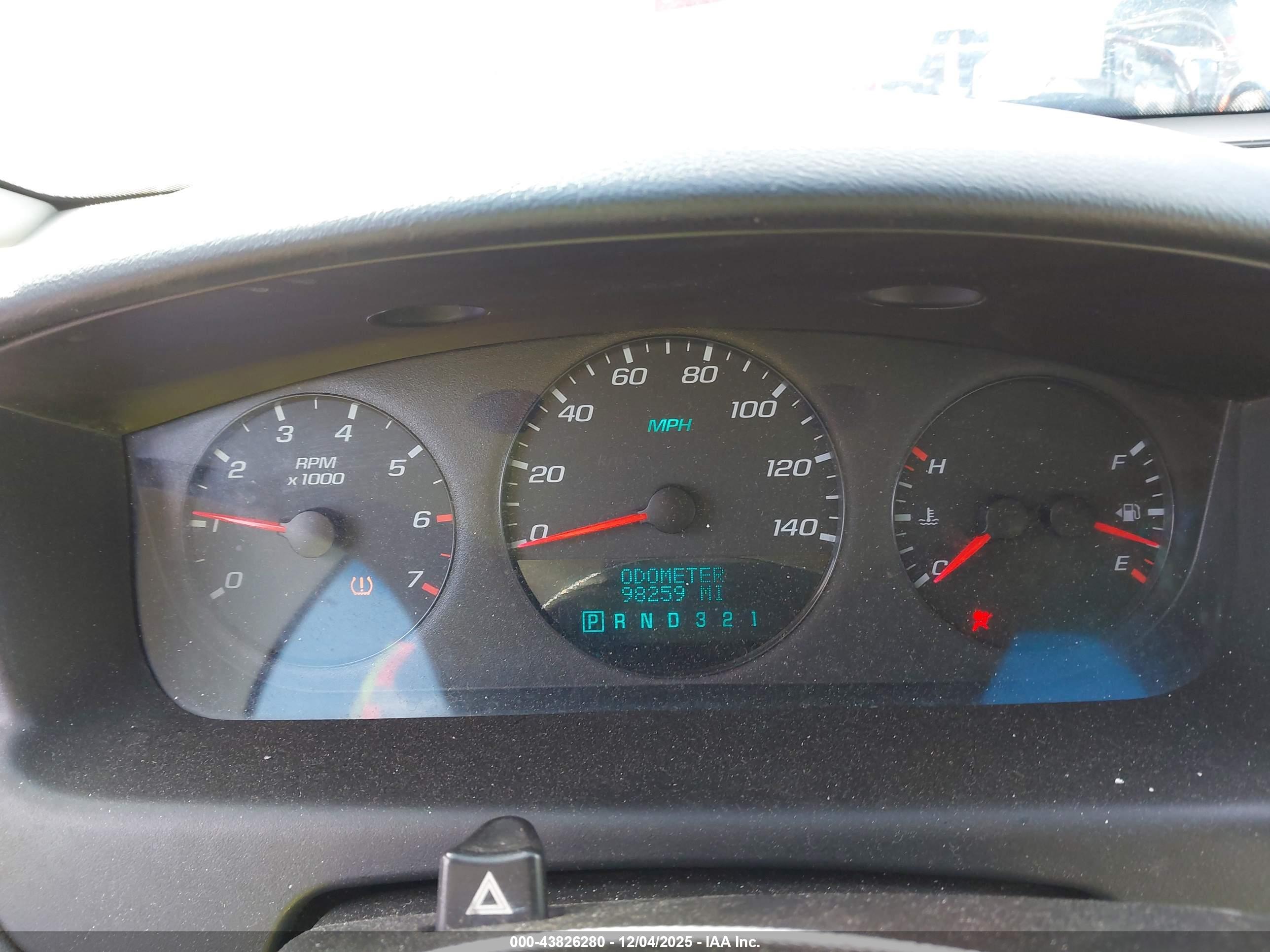 CHEVROLET IMPALA image 7