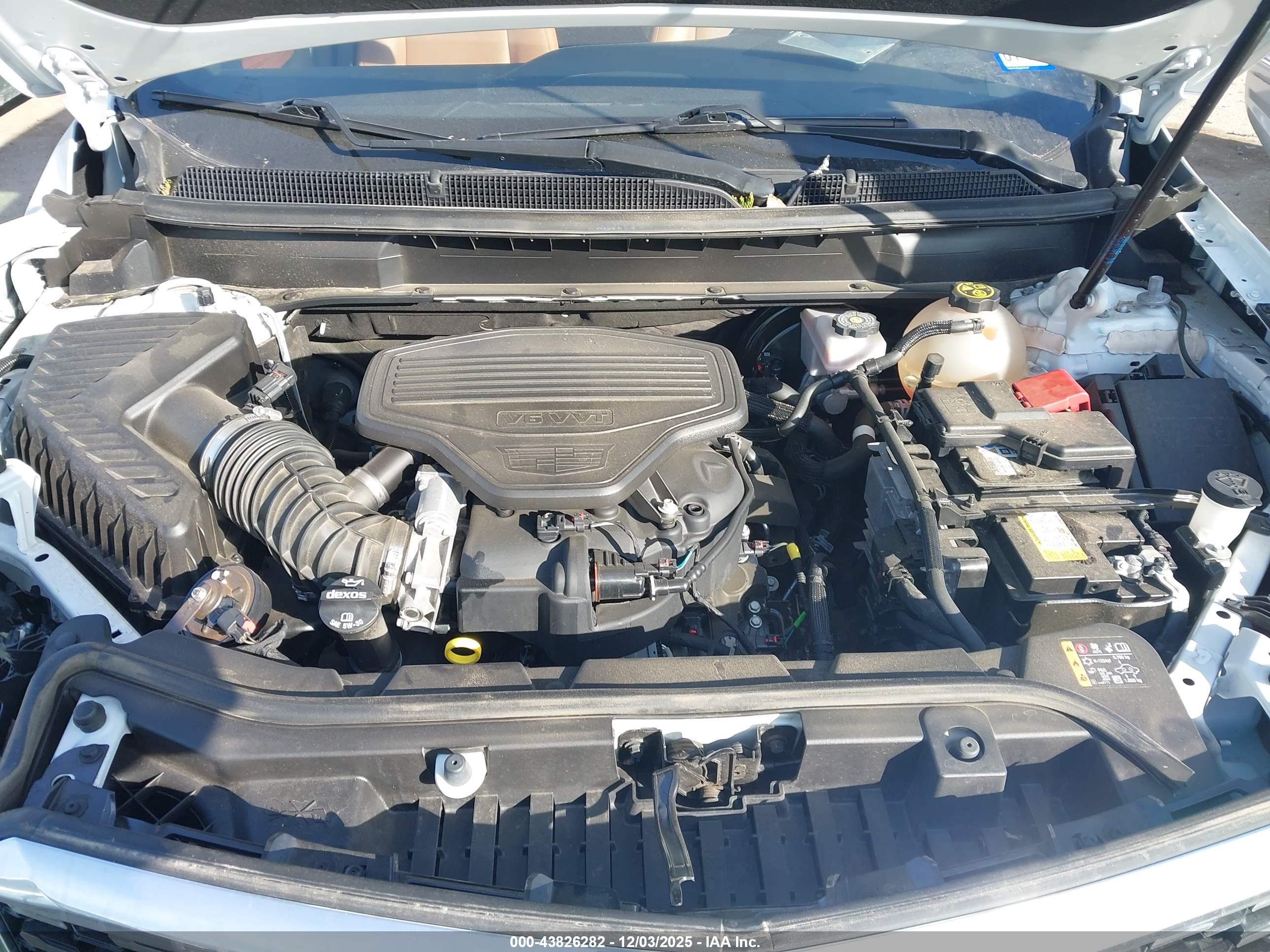 CADILLAC XT5 image 10
