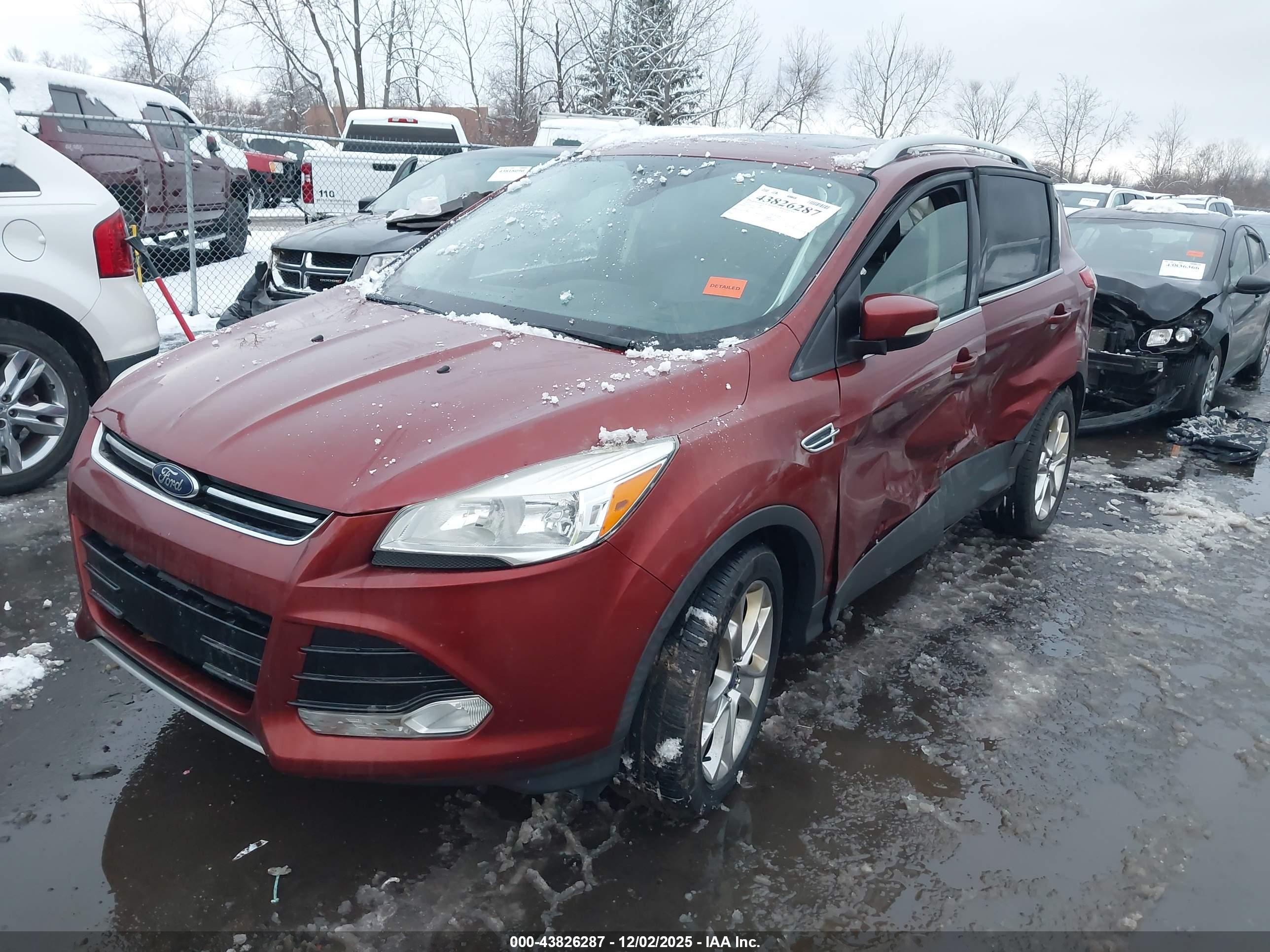 FORD ESCAPE image 2