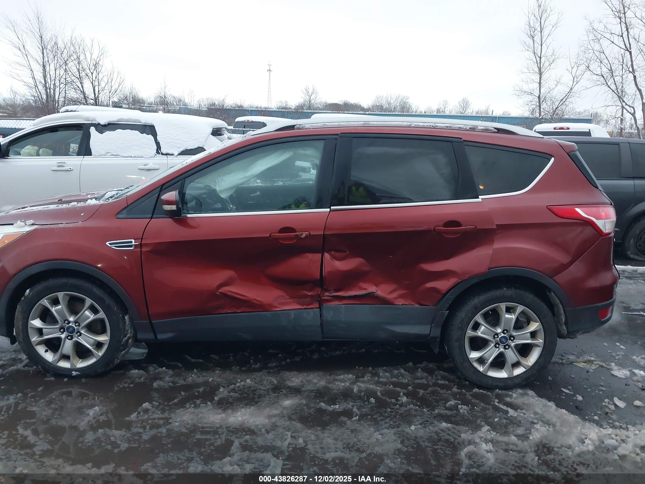 FORD ESCAPE image 6