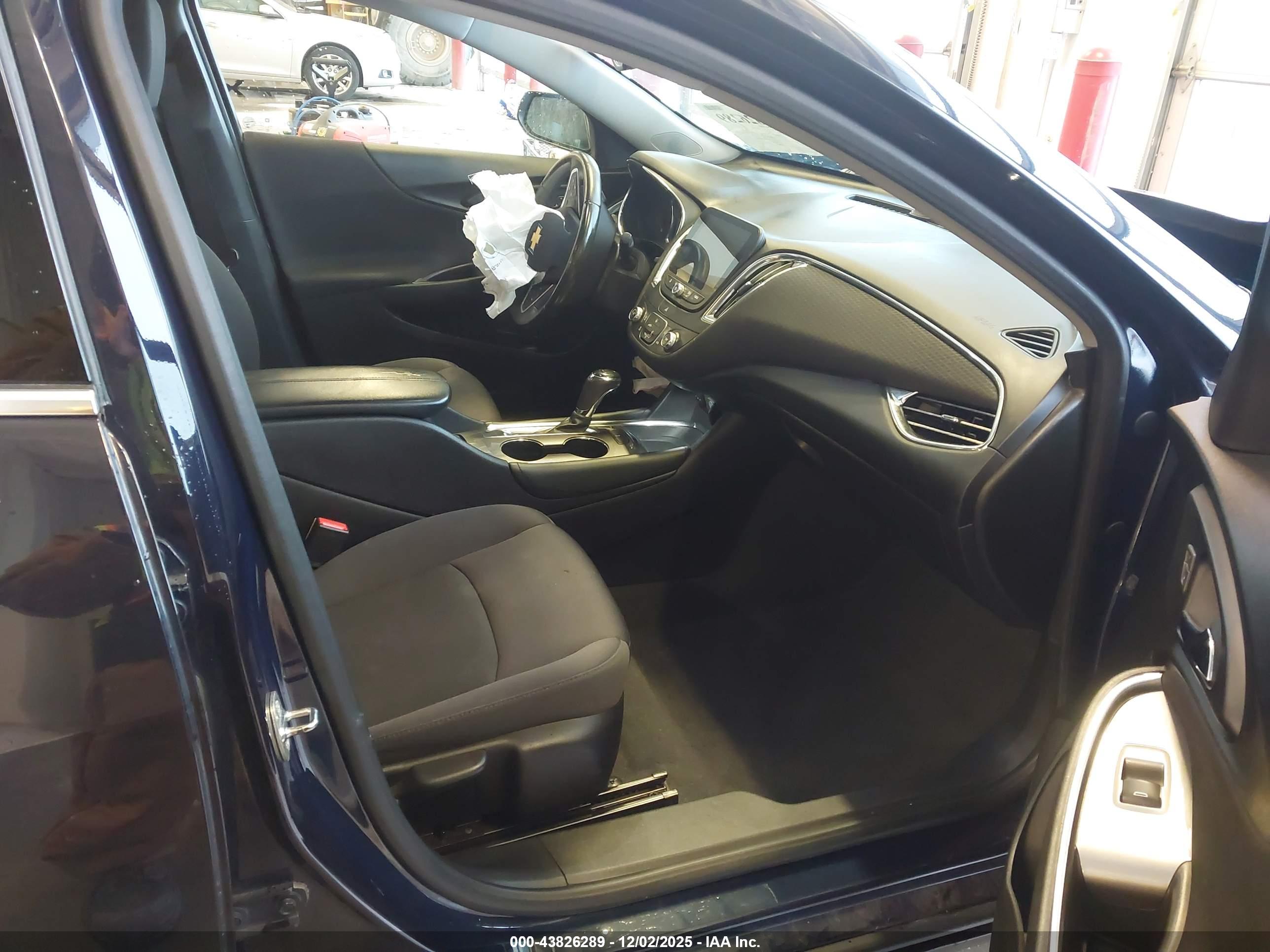 CHEVROLET MALIBU image 5