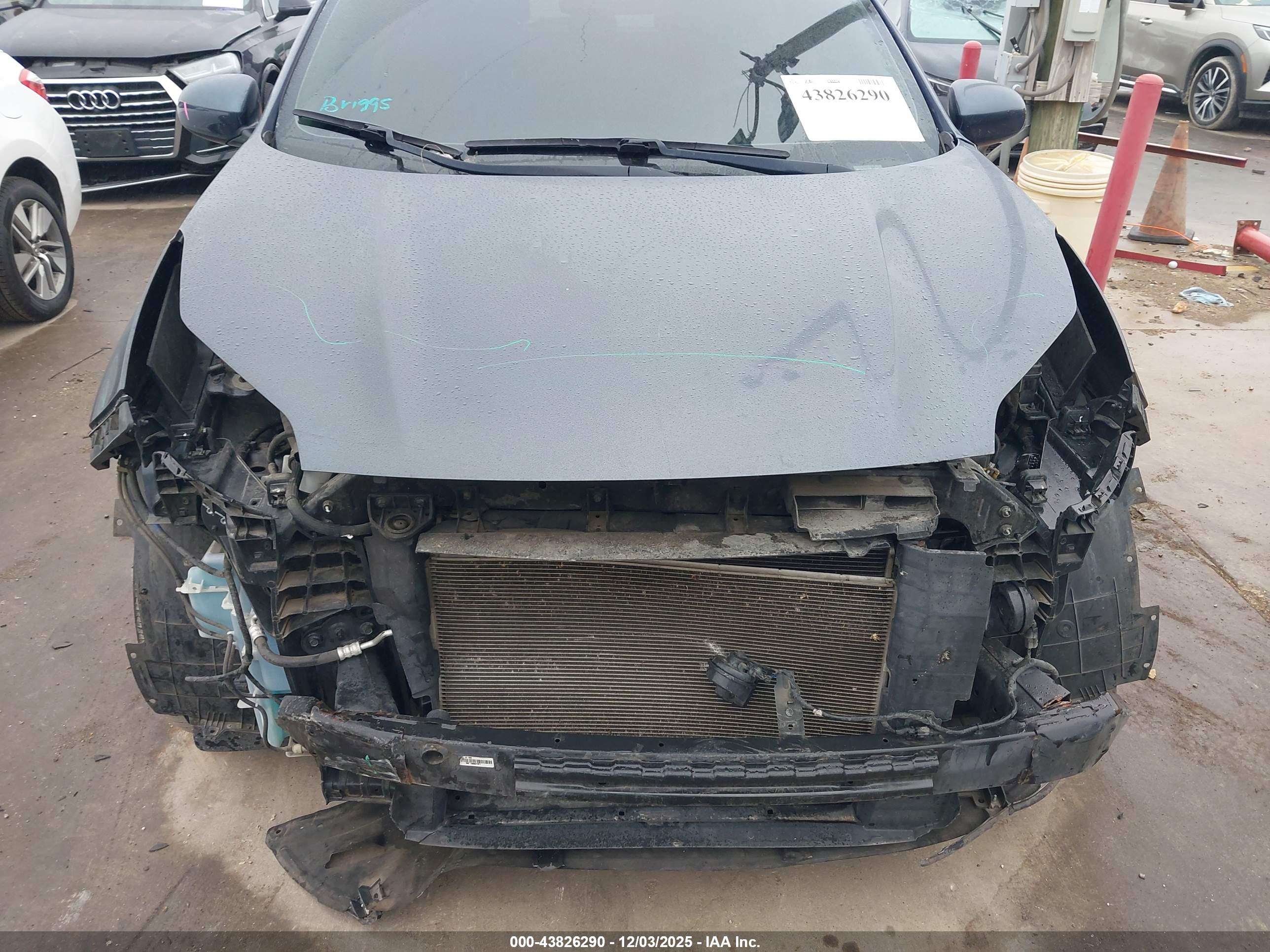 KIA SPORTAGE image 6