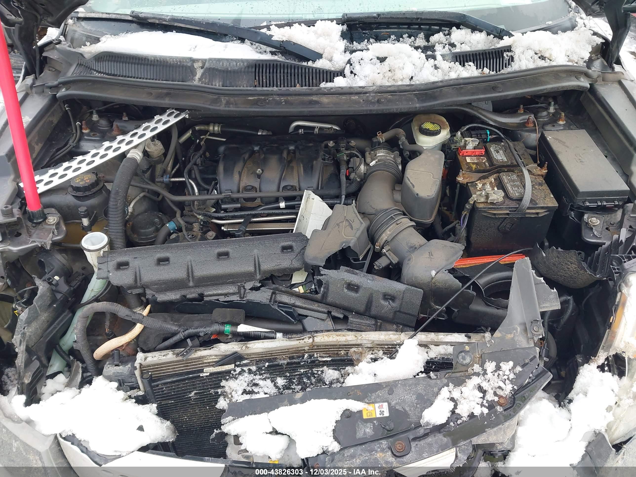 FORD EXPLORER image 10