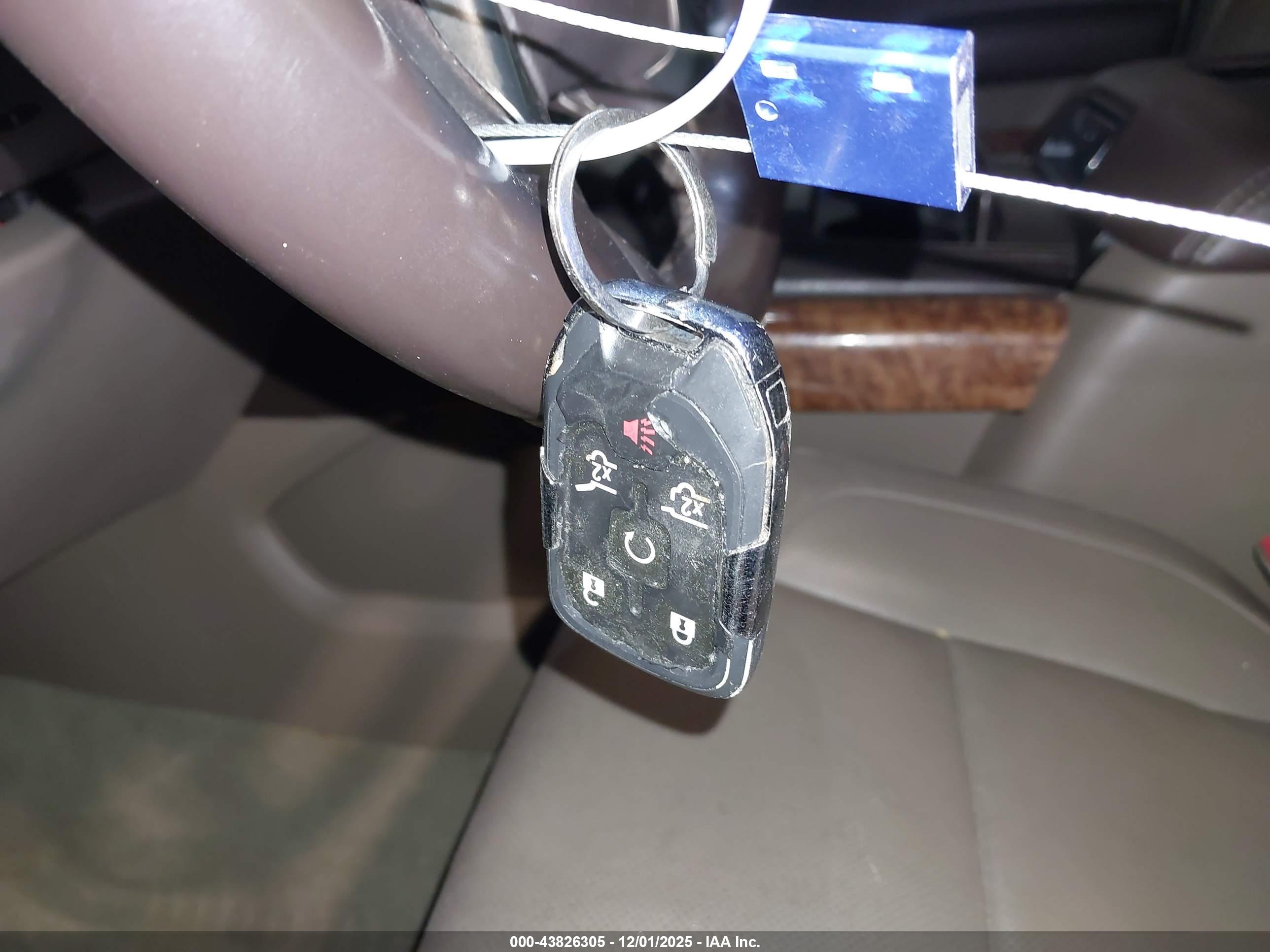 CHEVROLET SUBURBAN image 11