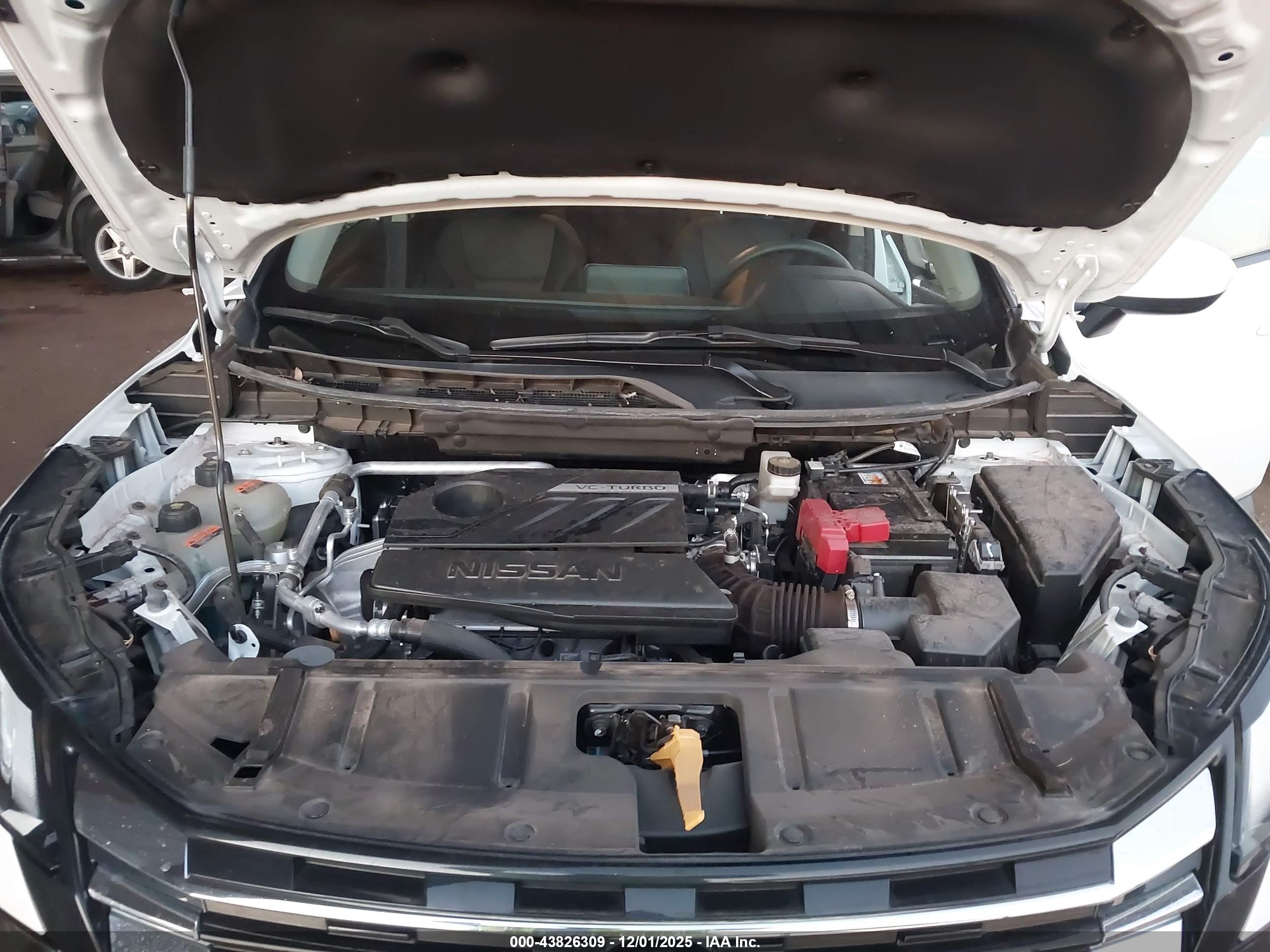 NISSAN ROGUE image 10