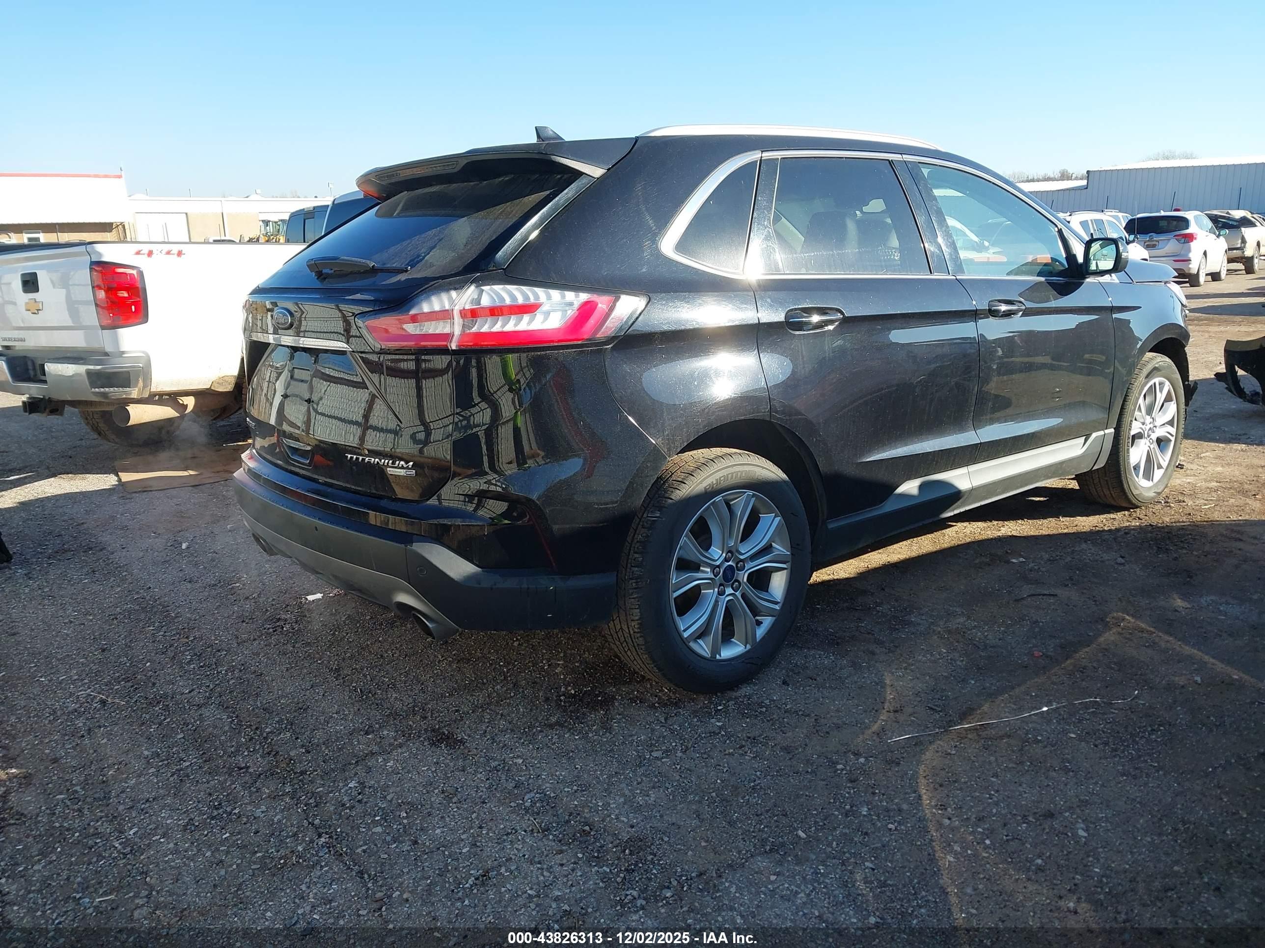 FORD EDGE image 4
