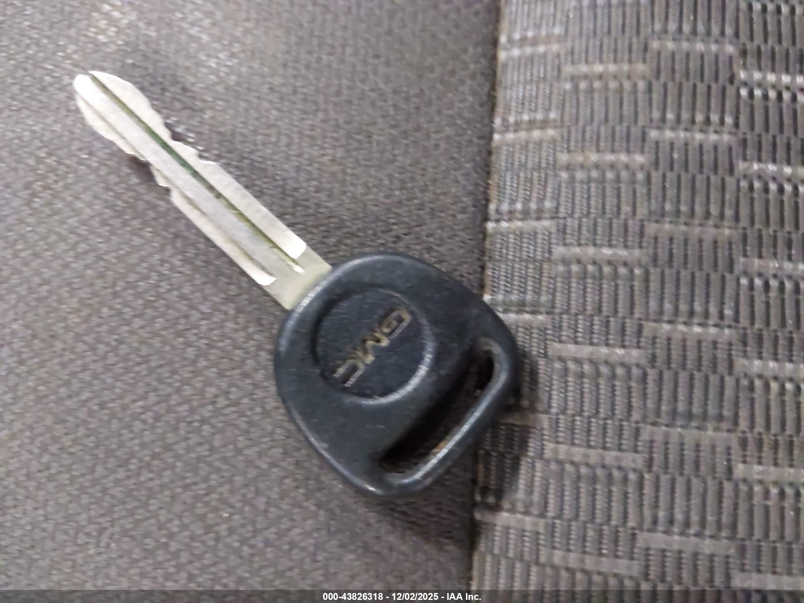 GMC CANYON image 11