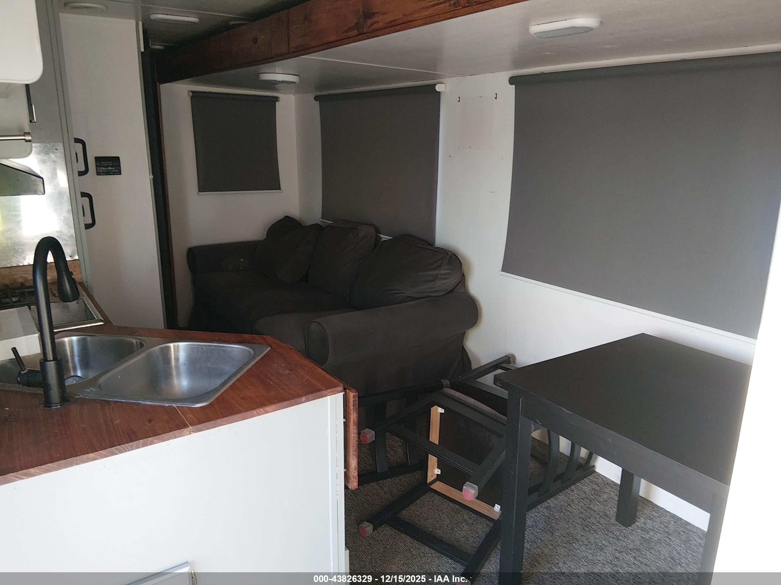 HEARTLAND RV image 5