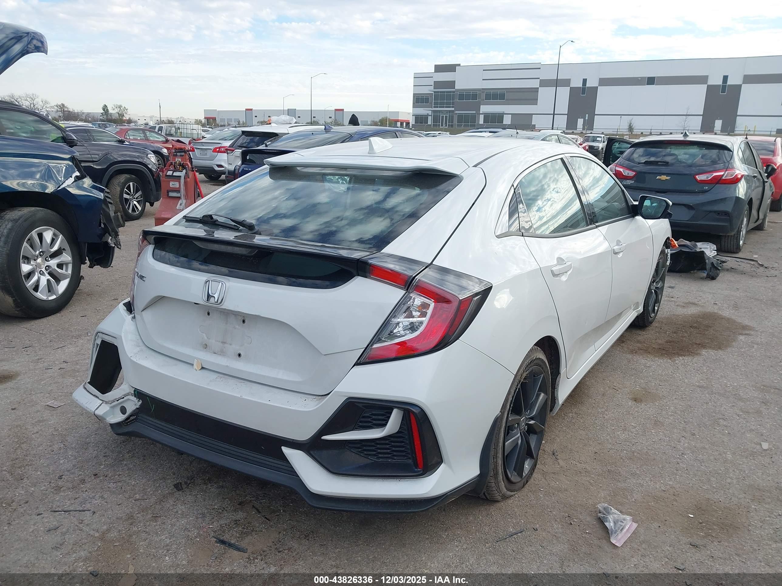 HONDA CIVIC image 4