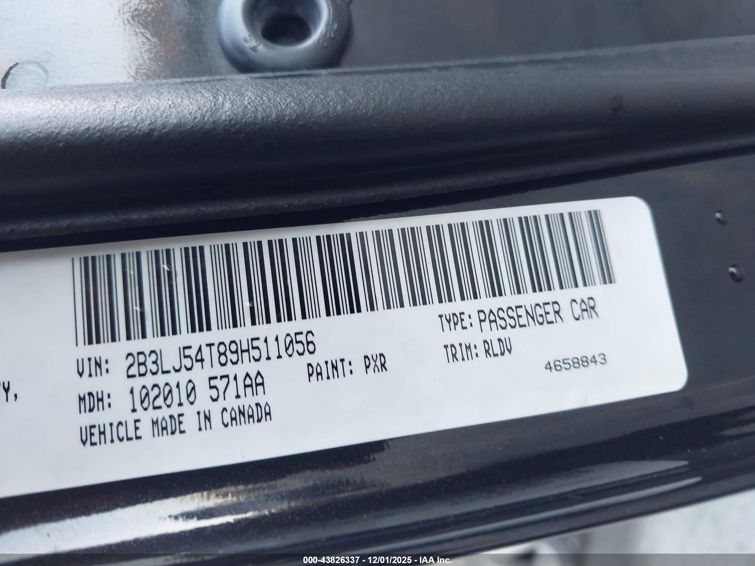 DODGE CHALLENGER image 9