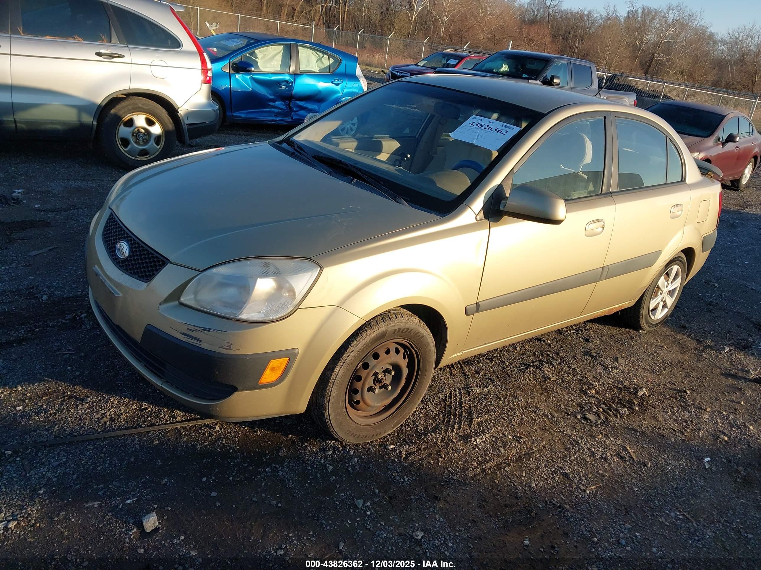 KIA RIO image 2