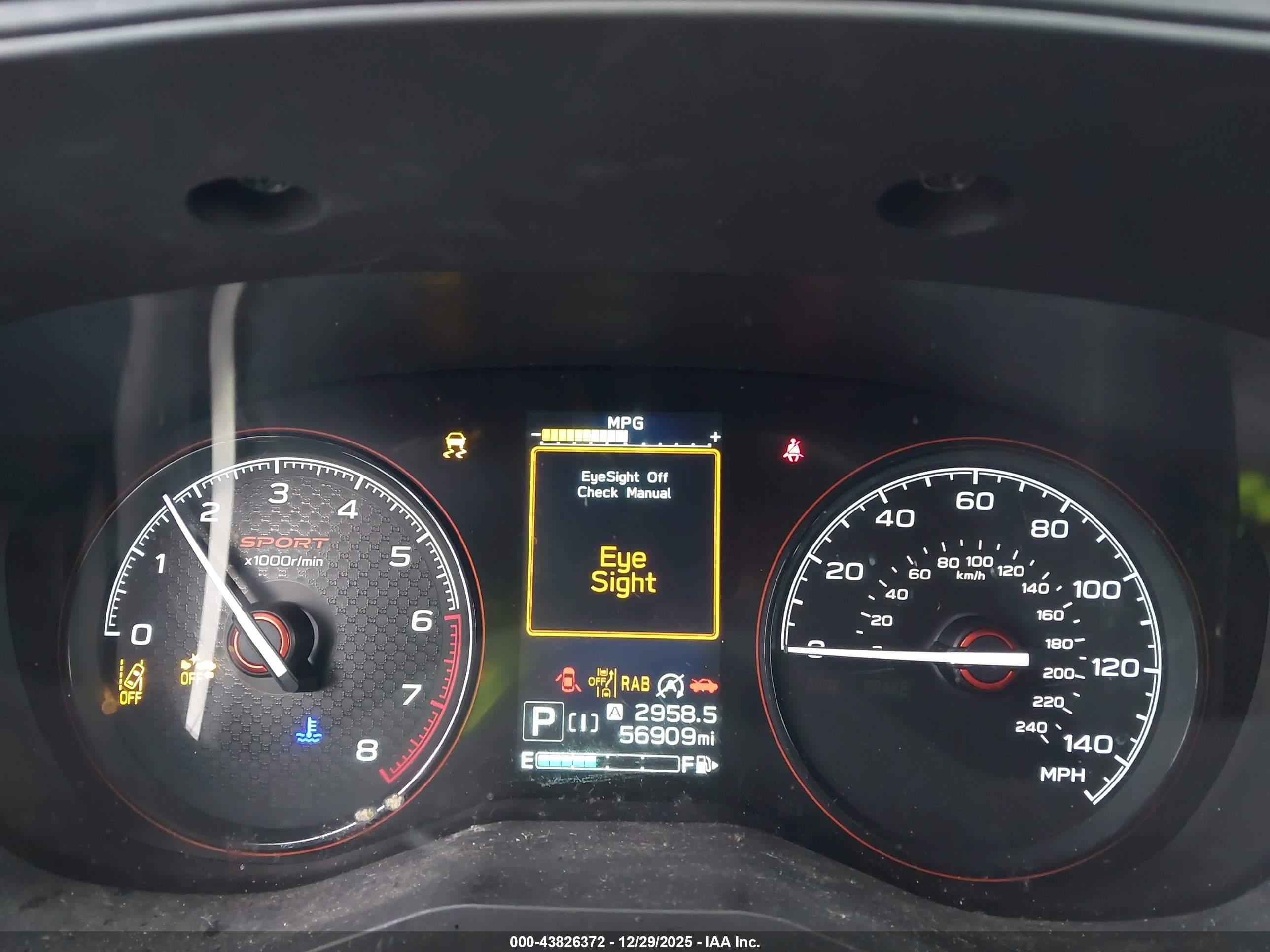 SUBARU FORESTER image 7