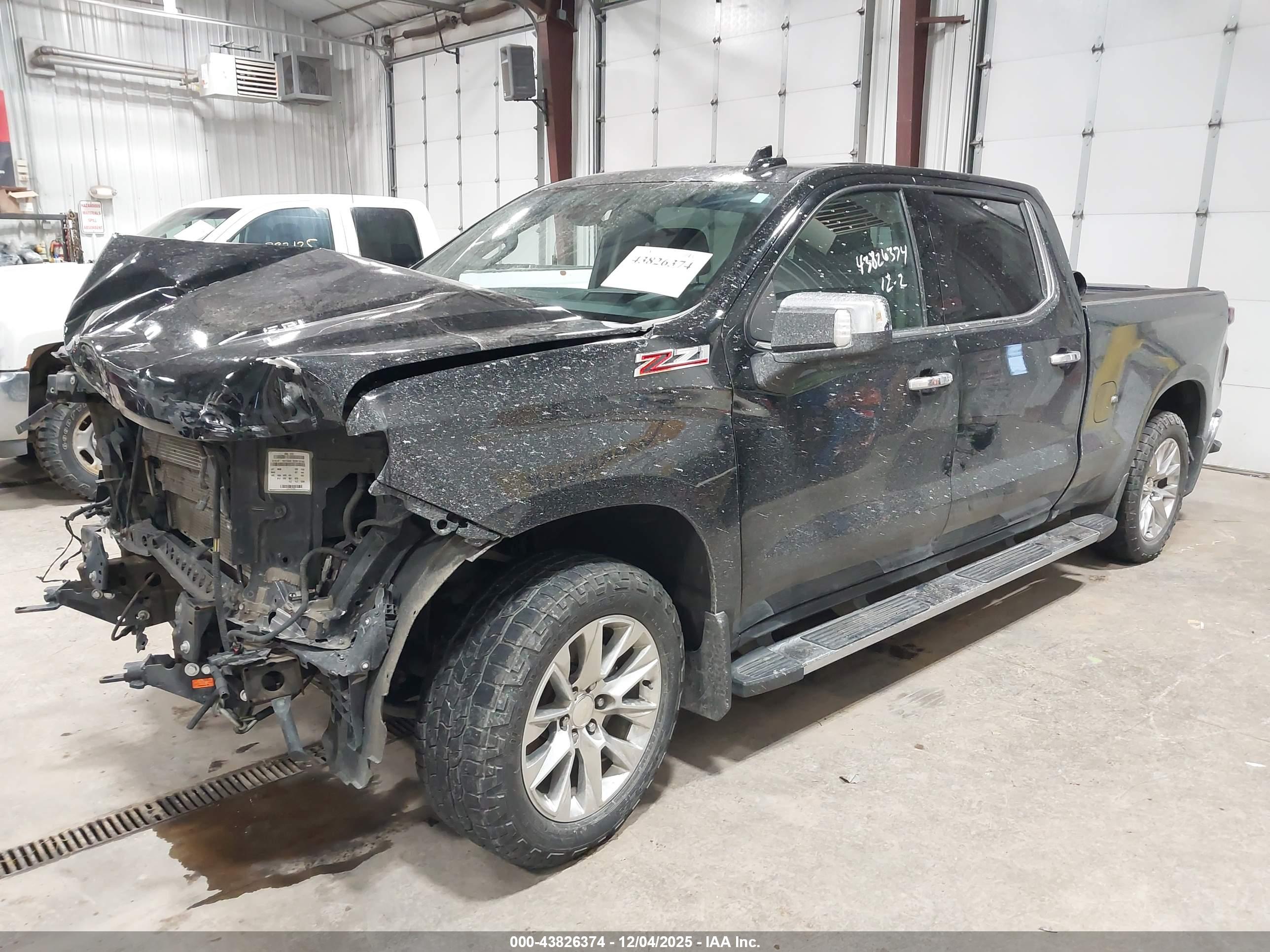 CHEVROLET SILVERADO image 2