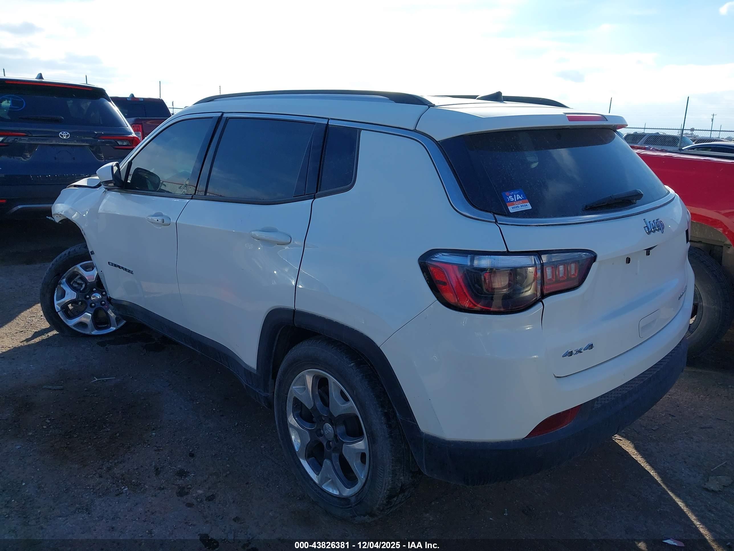 JEEP COMPASS image 3
