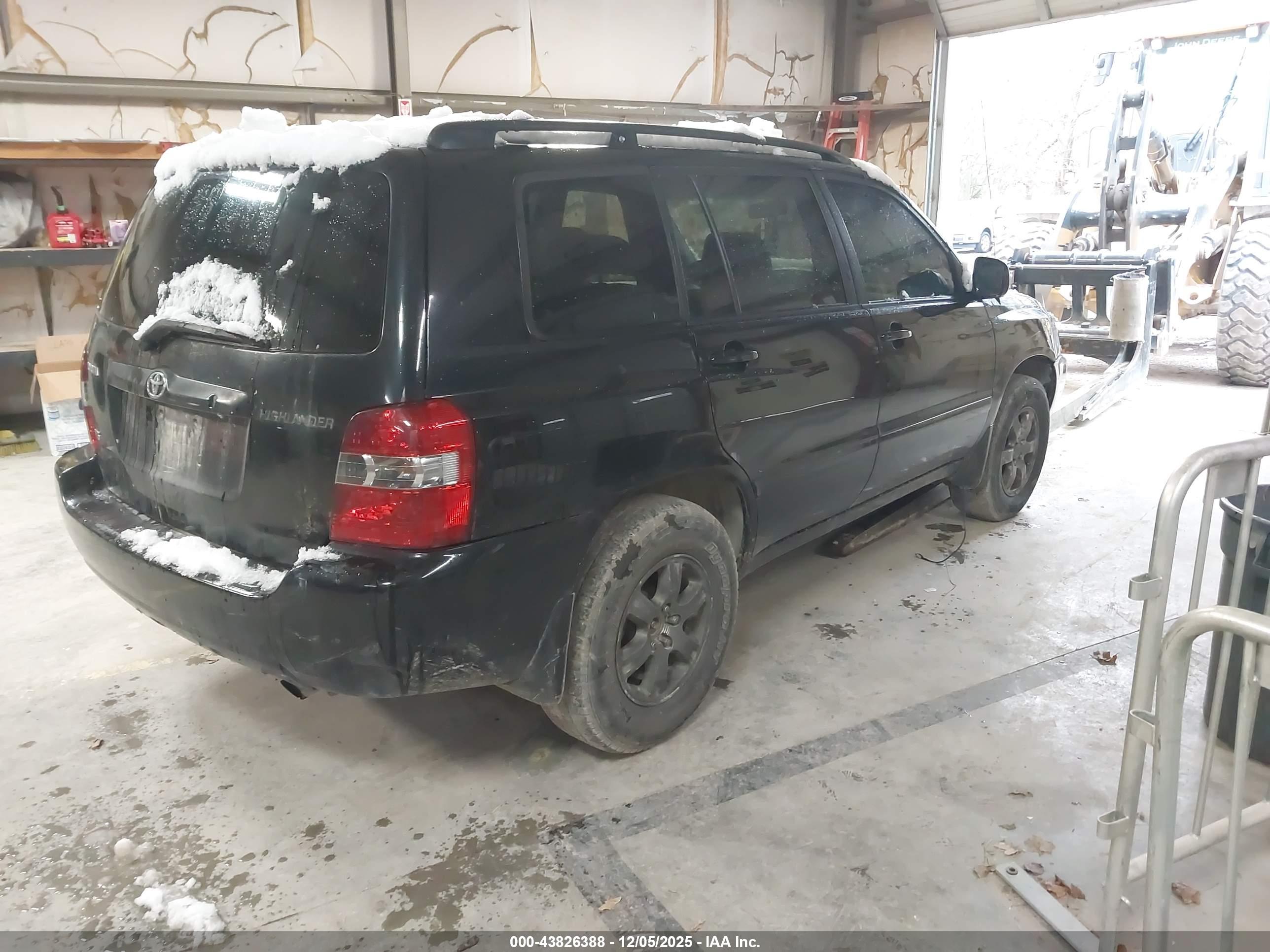 TOYOTA HIGHLANDER image 4