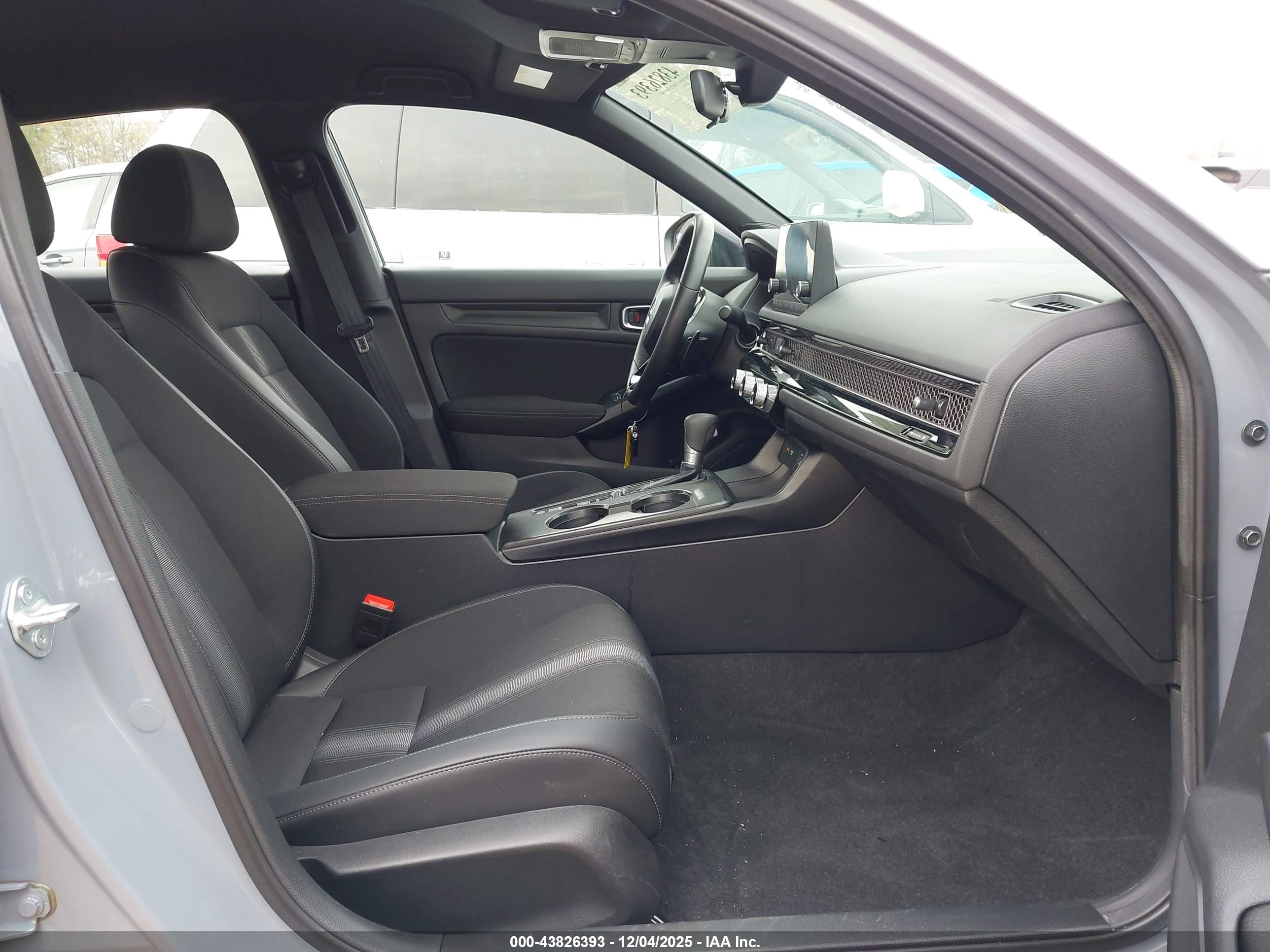 HONDA CIVIC image 5