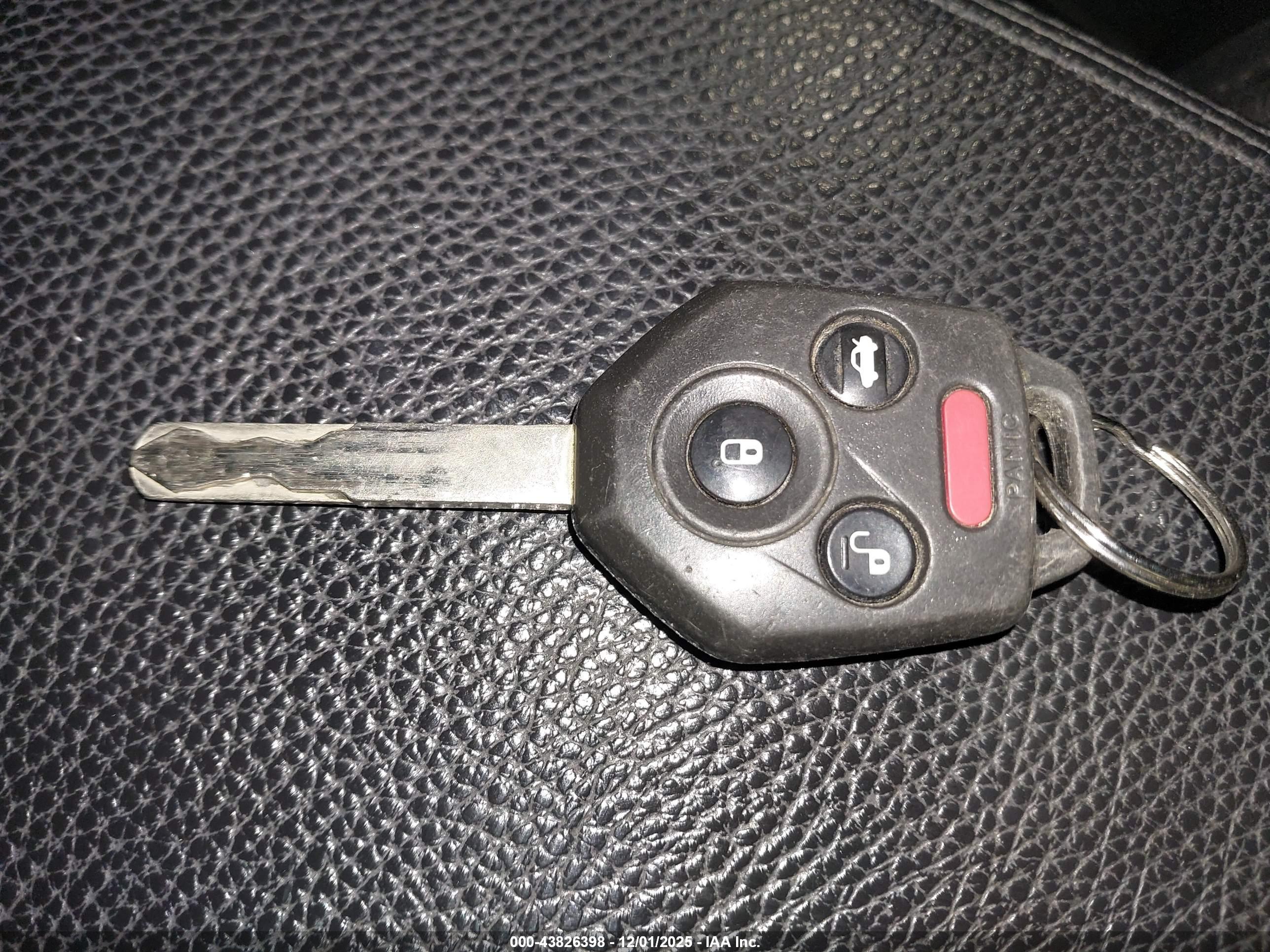 SUBARU OUTBACK image 11