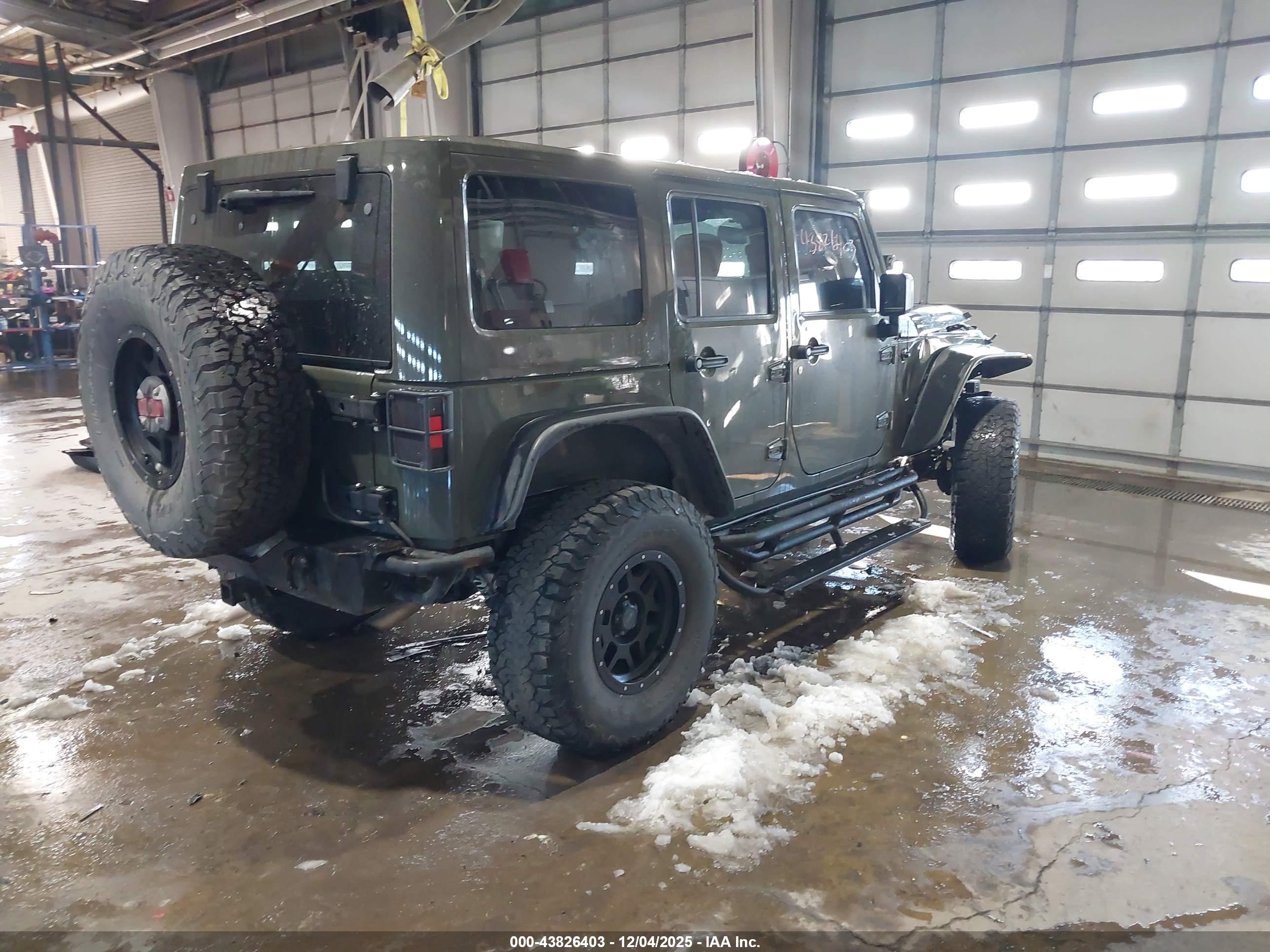 JEEP WRANGLER image 4