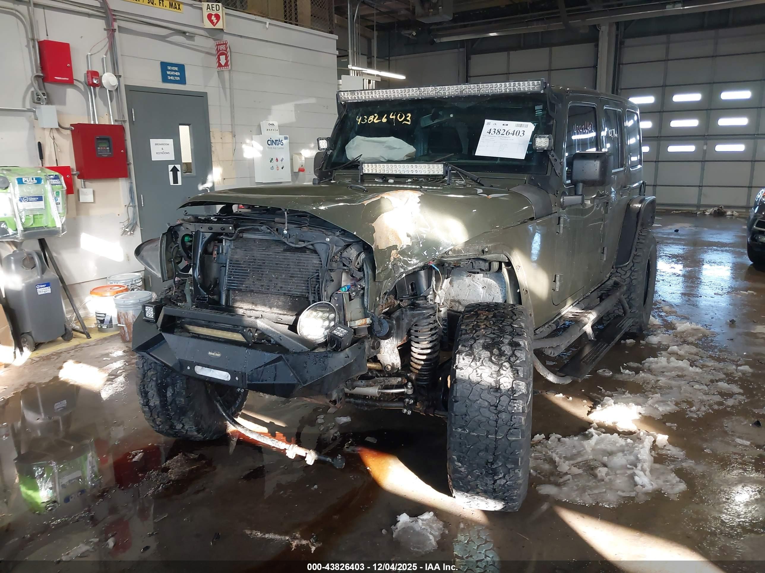 JEEP WRANGLER image 6