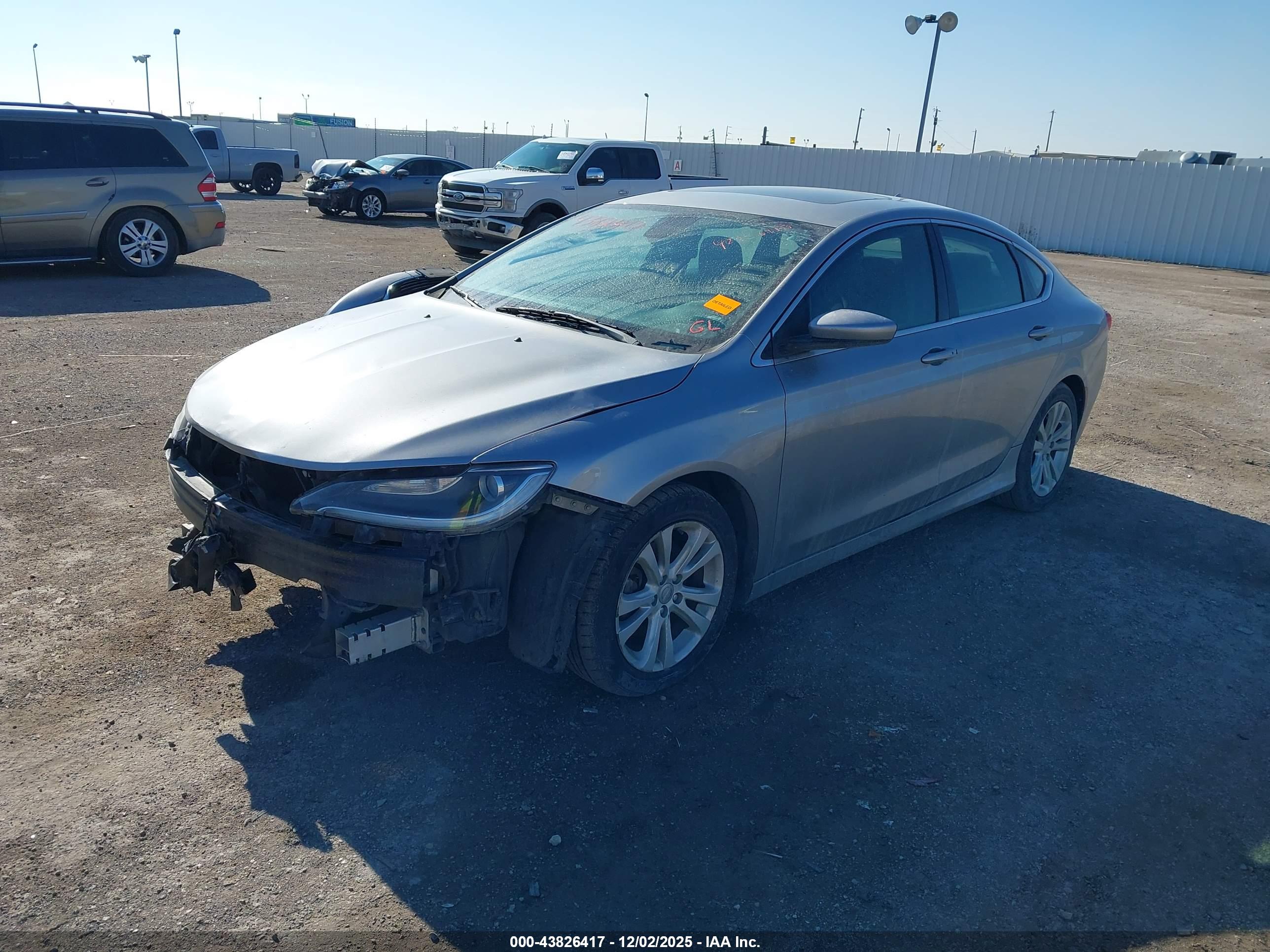 CHRYSLER 200 image 2