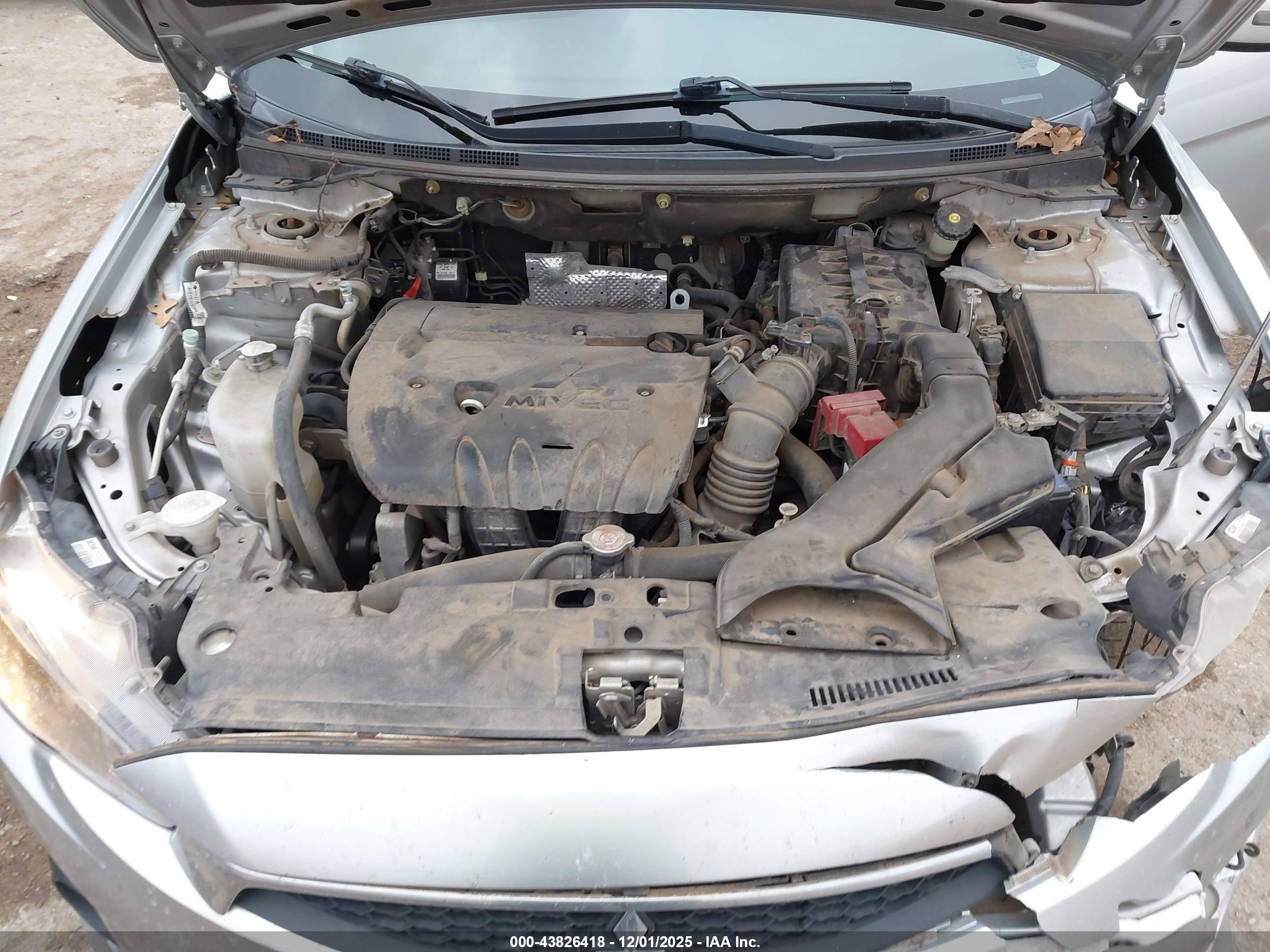 MITSUBISHI LANCER image 10
