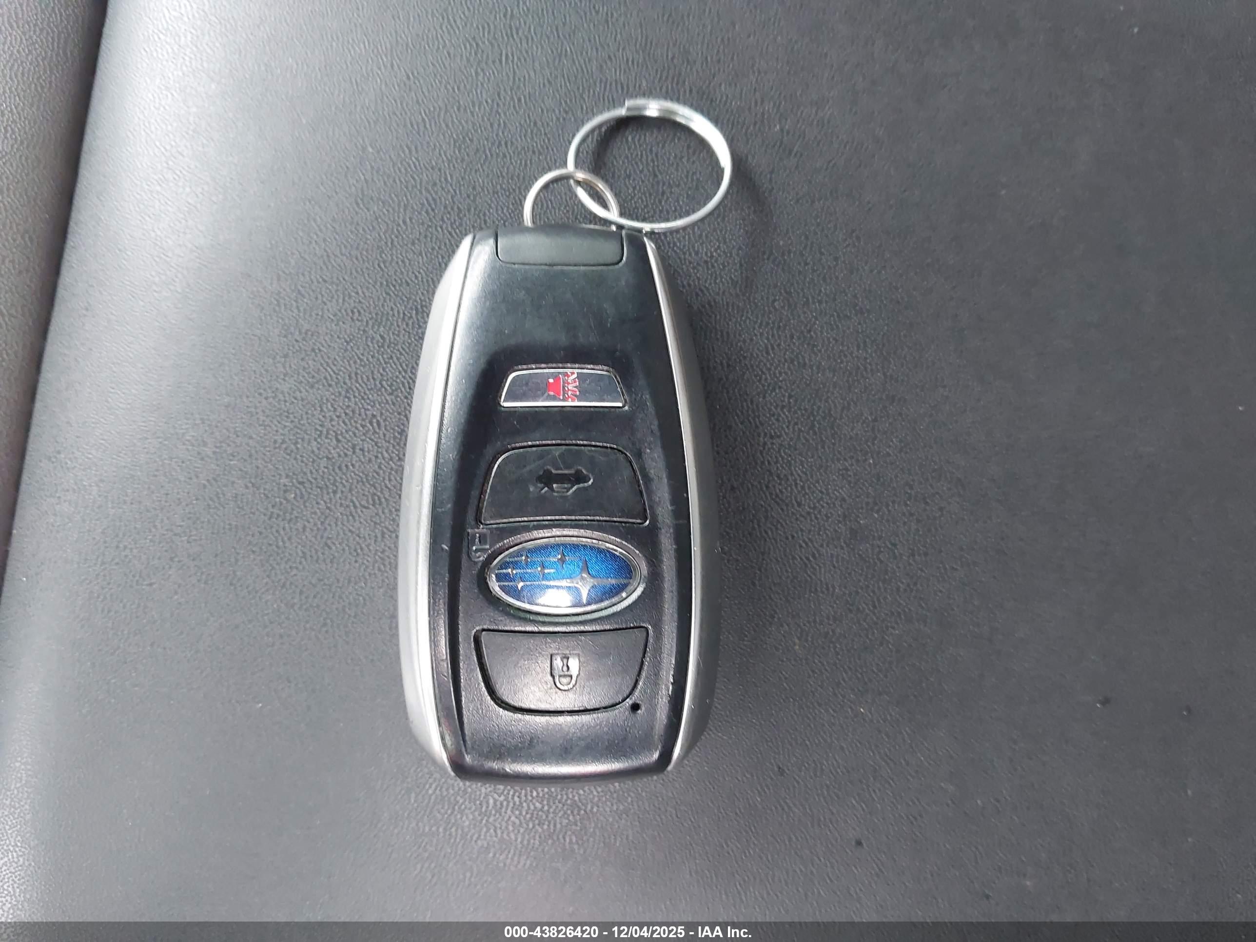 SUBARU OUTBACK image 11
