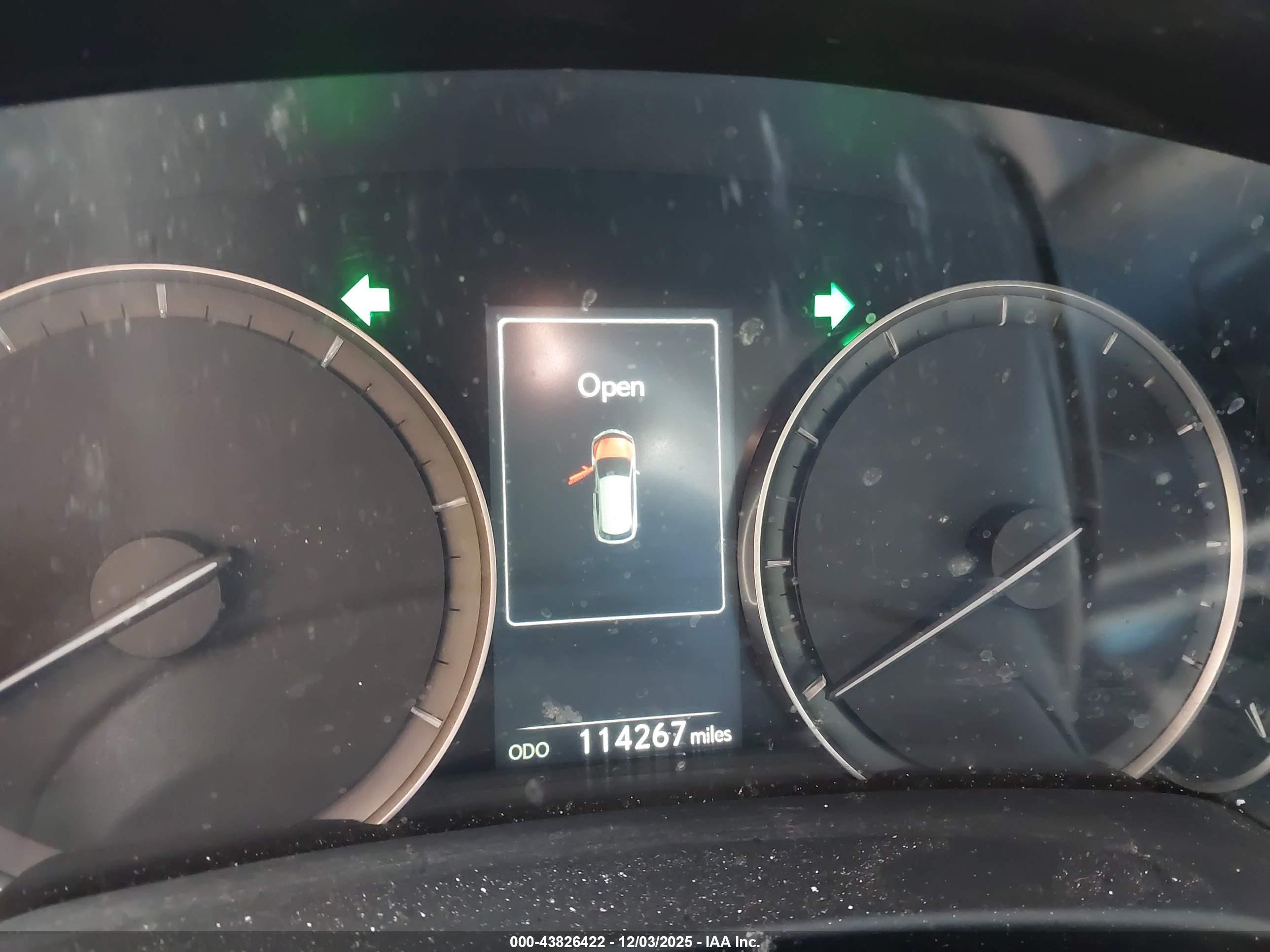 LEXUS RX image 7