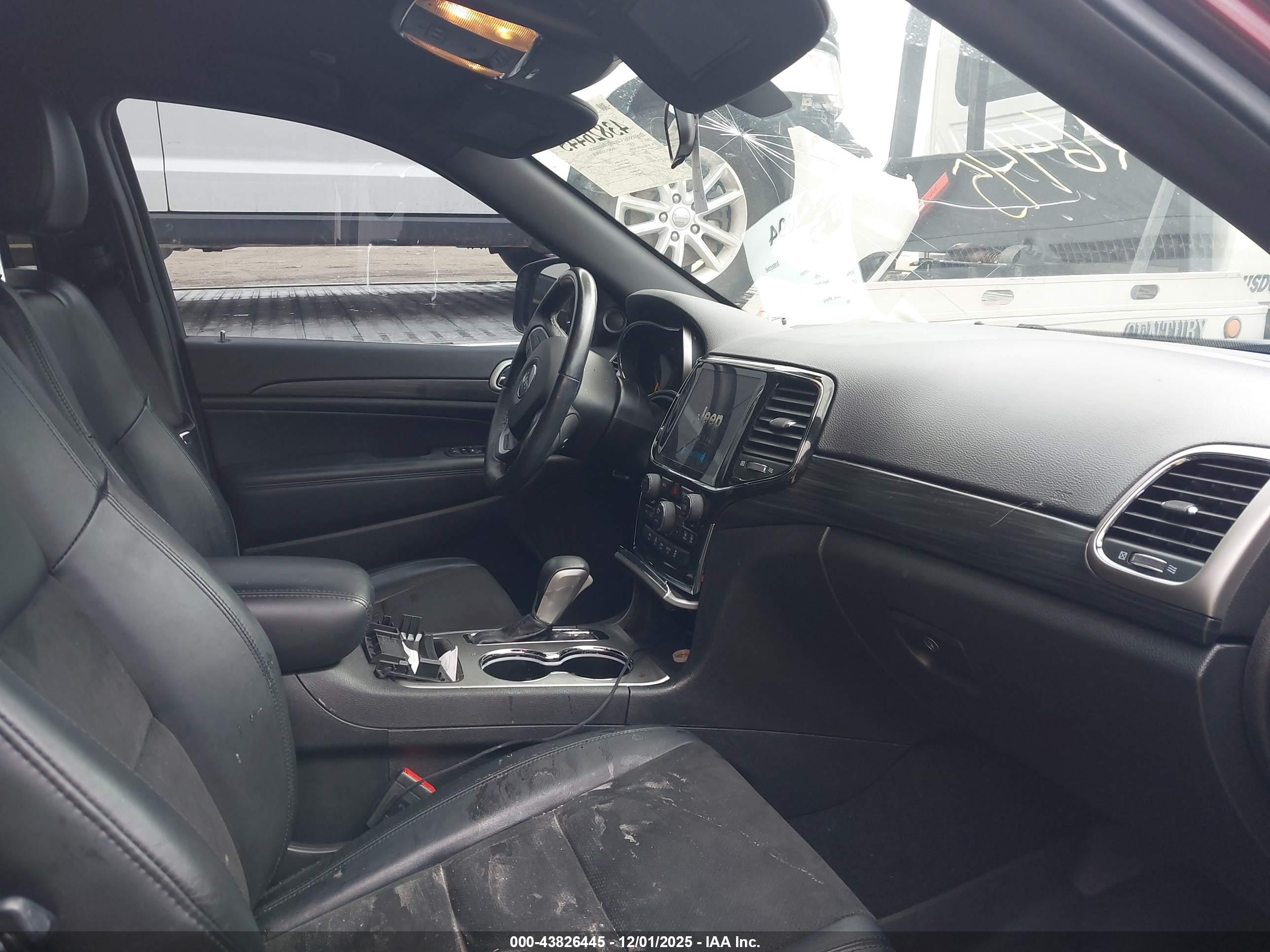 JEEP GRAND image 5
