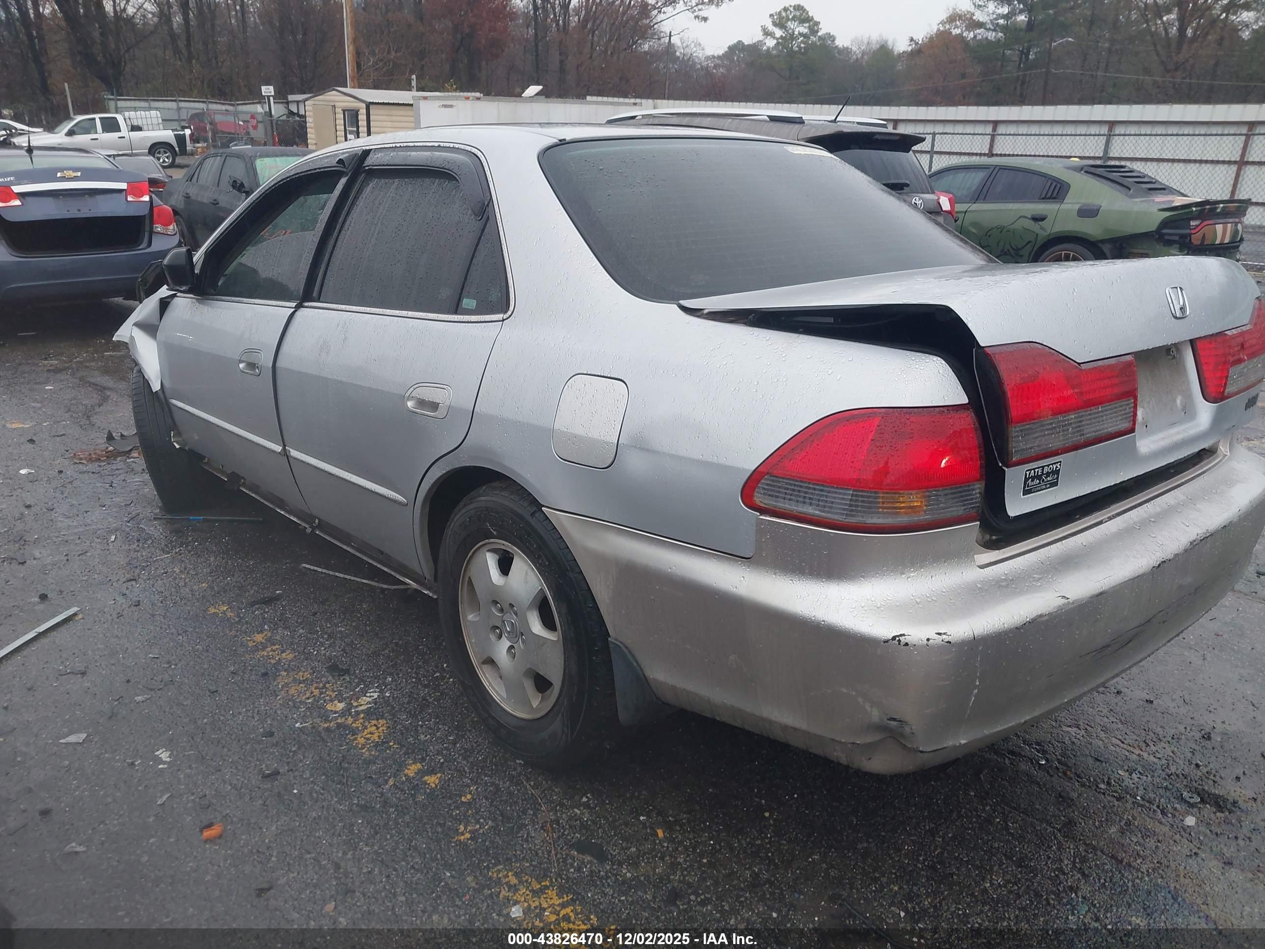 HONDA ACCORD image 3
