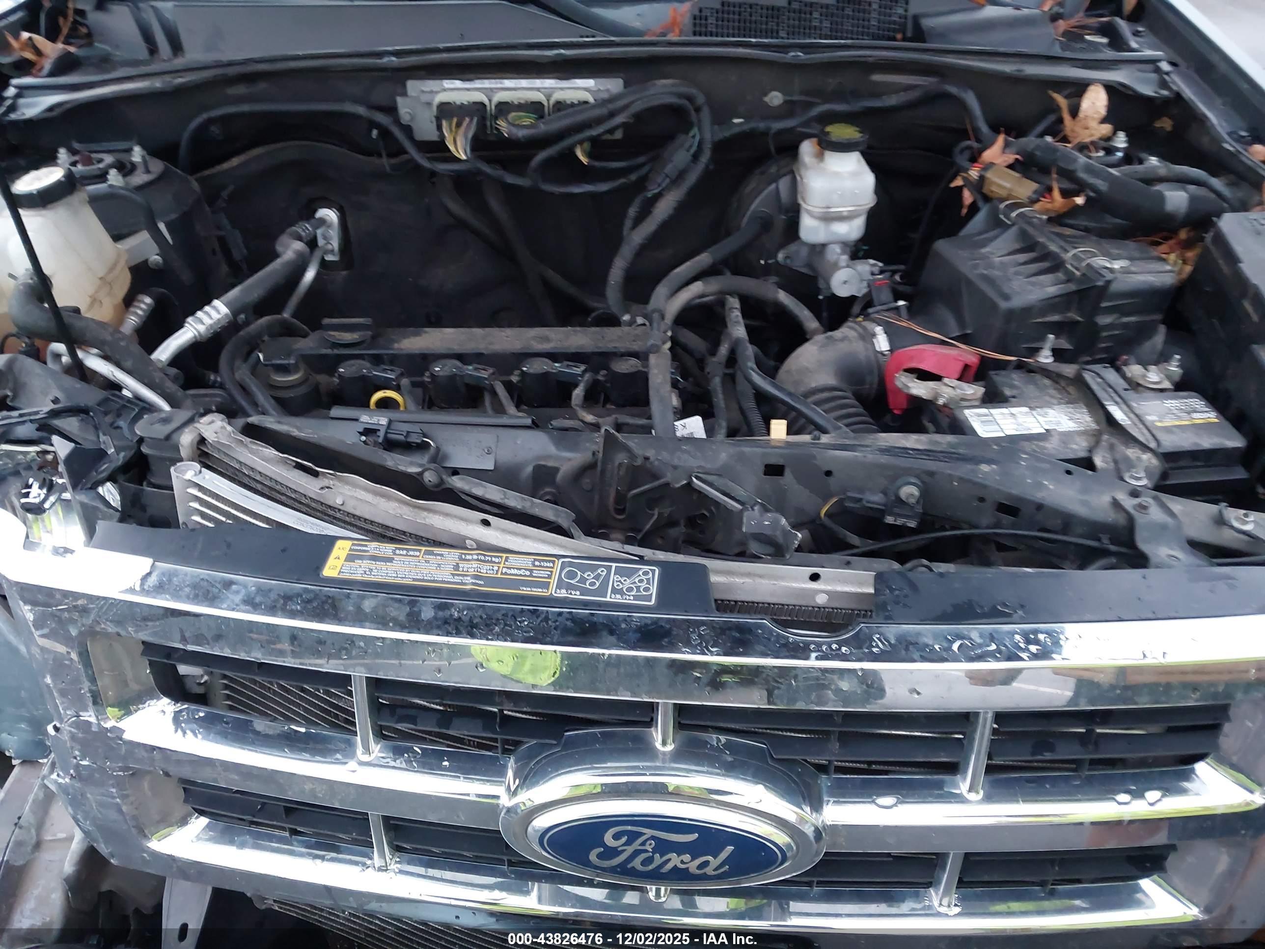 FORD ESCAPE image 10