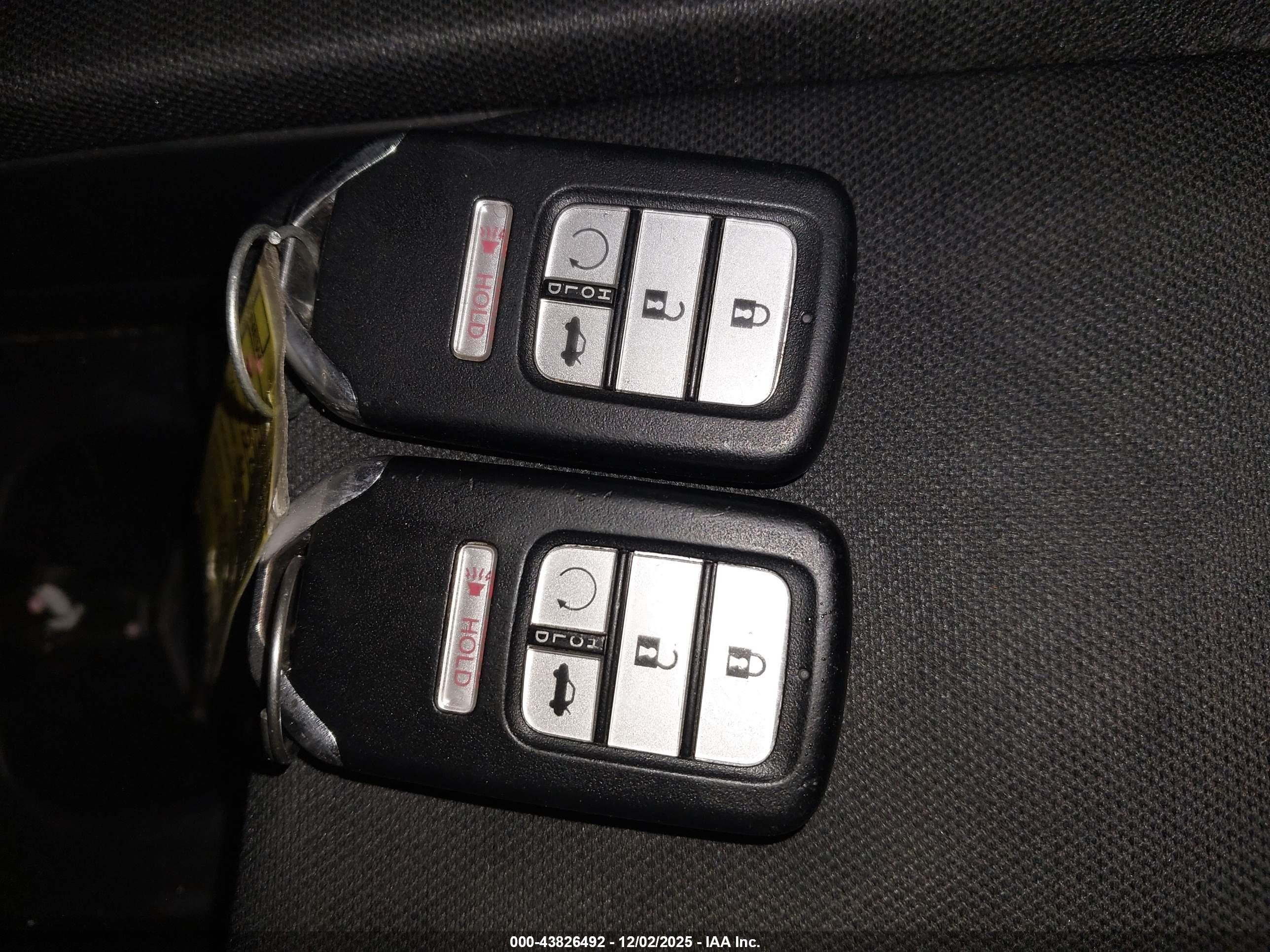 HONDA INSIGHT image 11