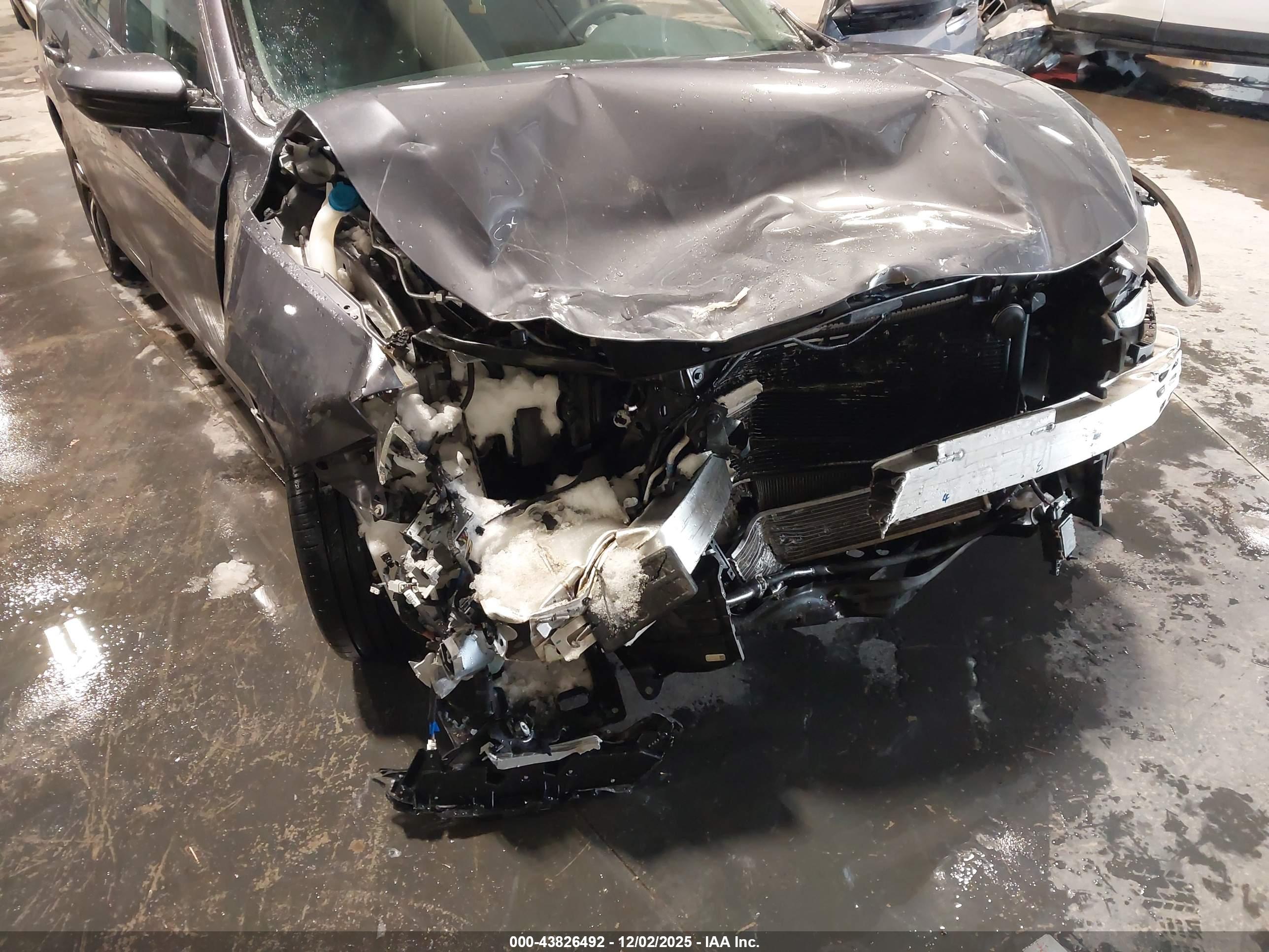 HONDA INSIGHT image 6