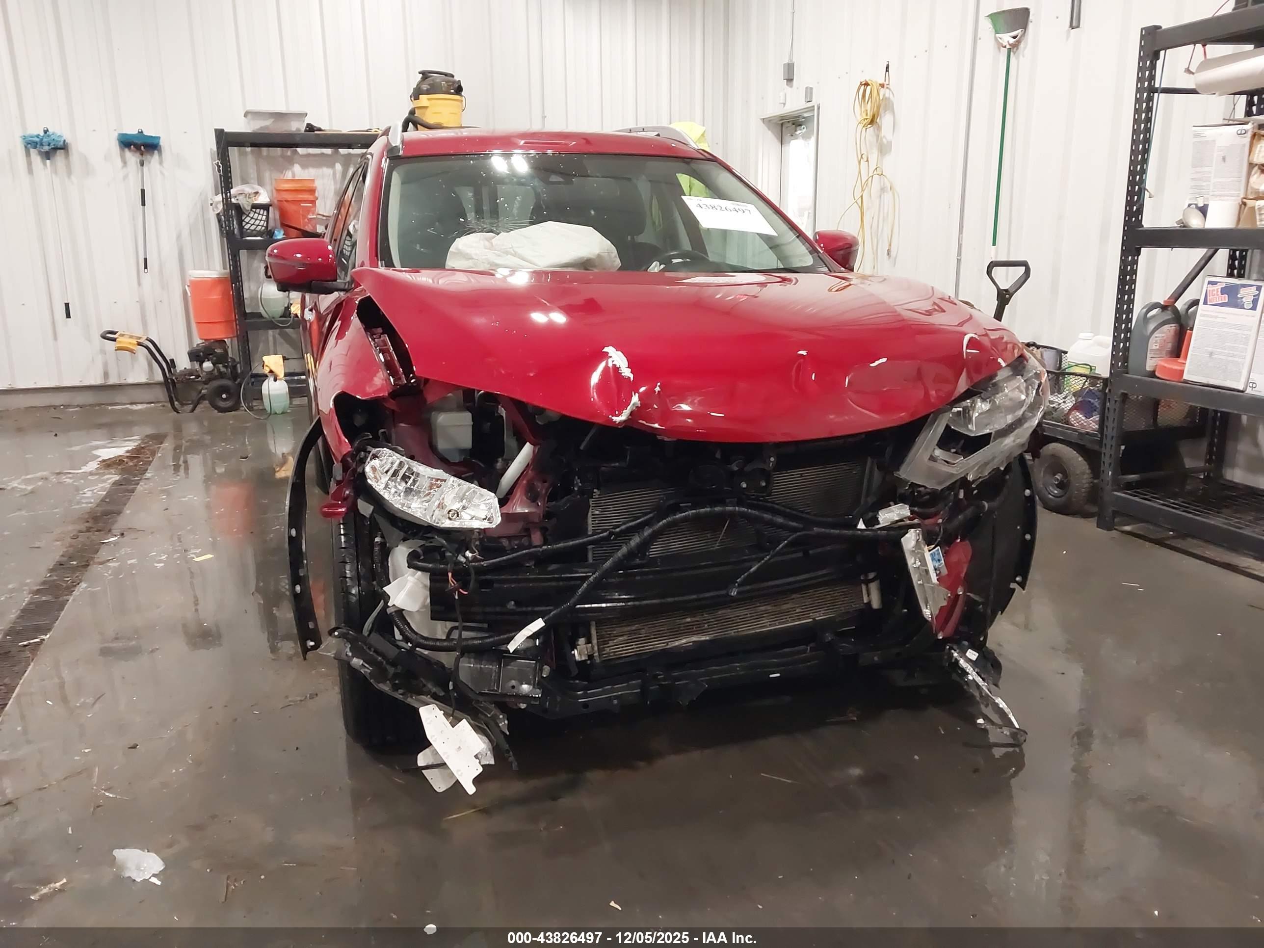 NISSAN ROGUE image 6