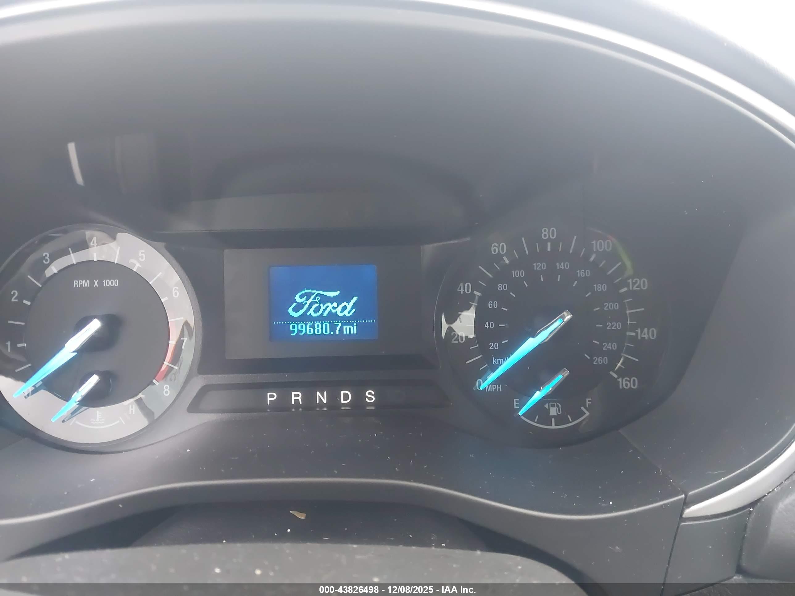 FORD FUSION image 7