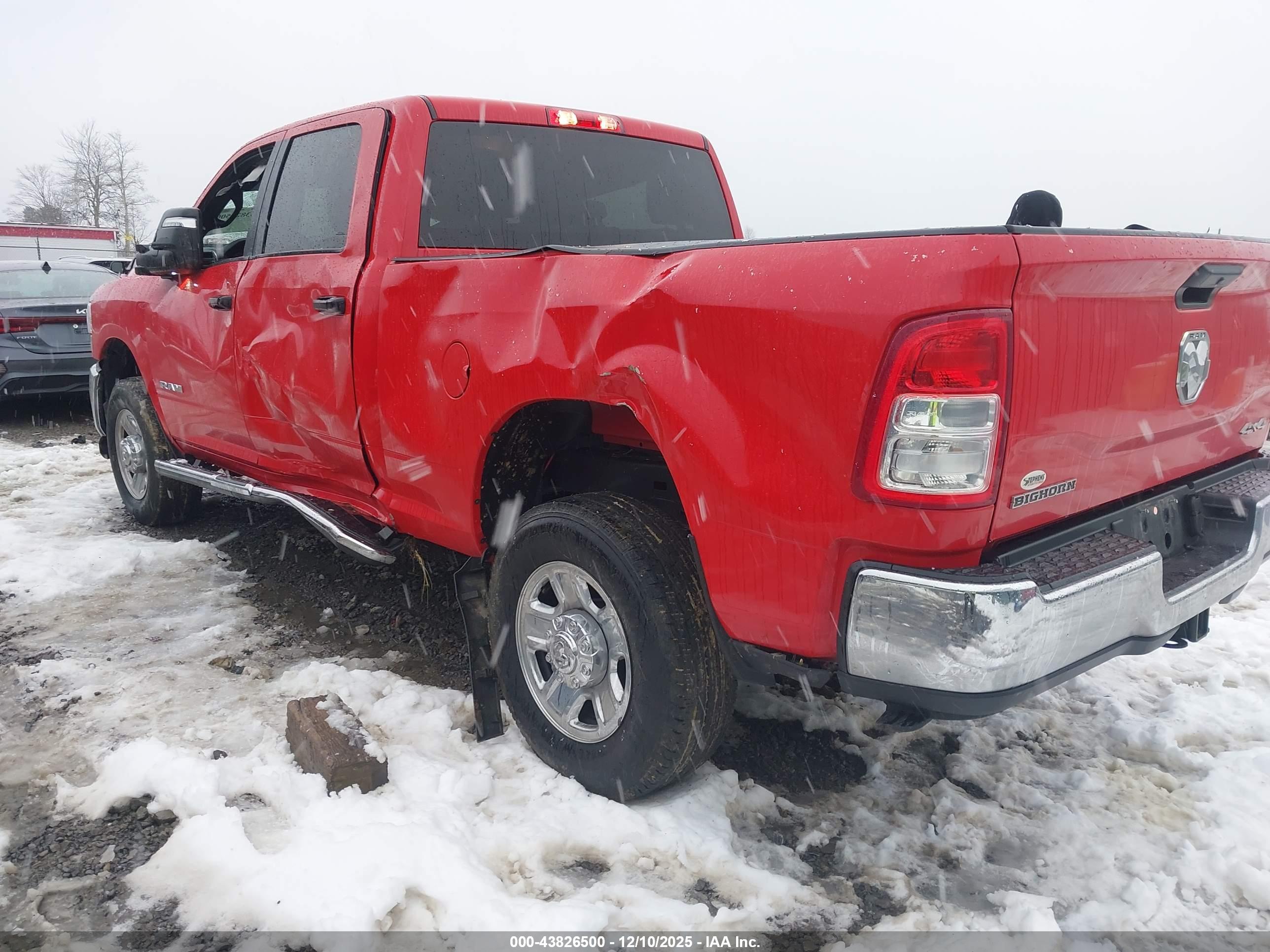 RAM 2500 image 3