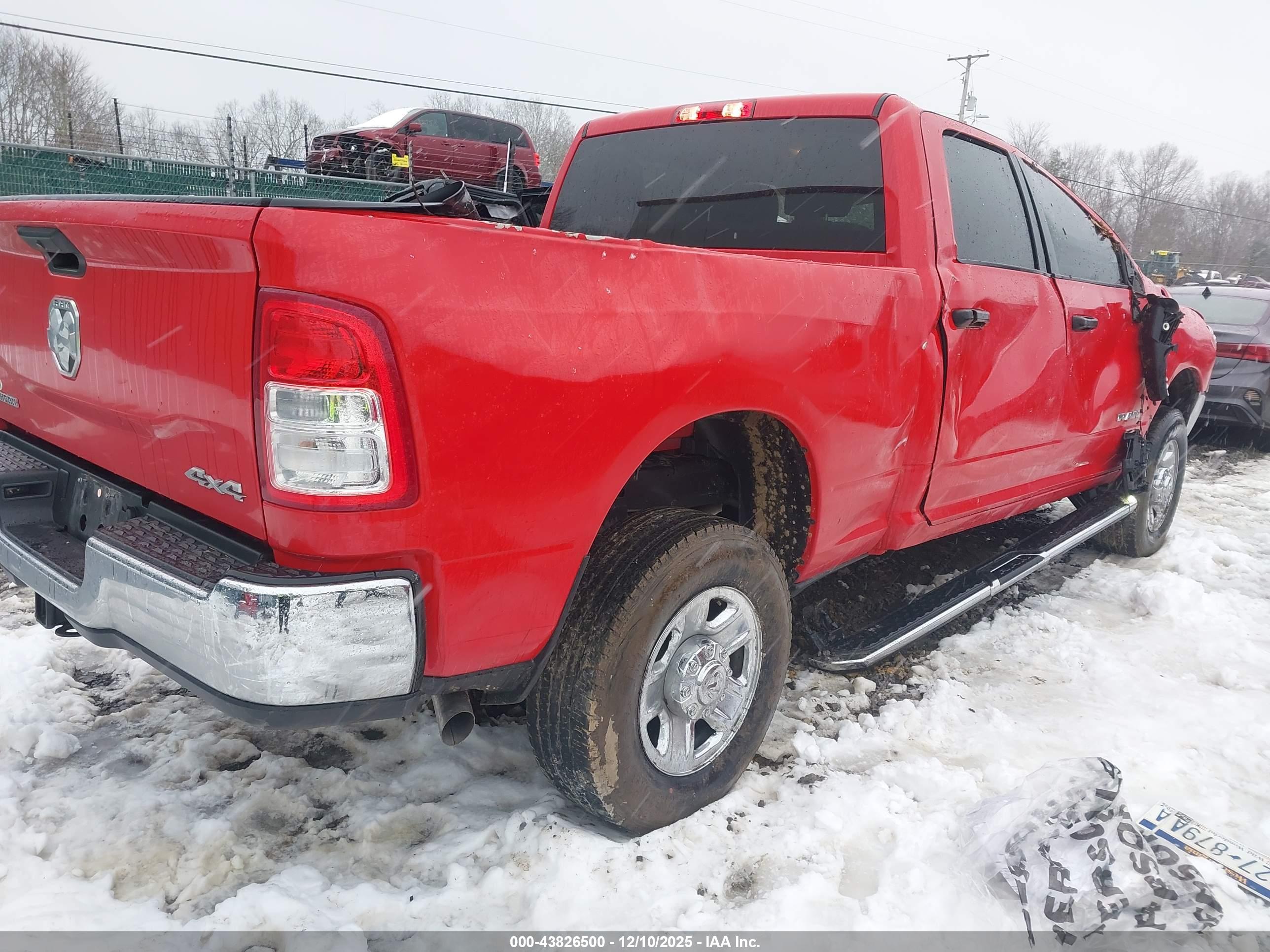 RAM 2500 image 4