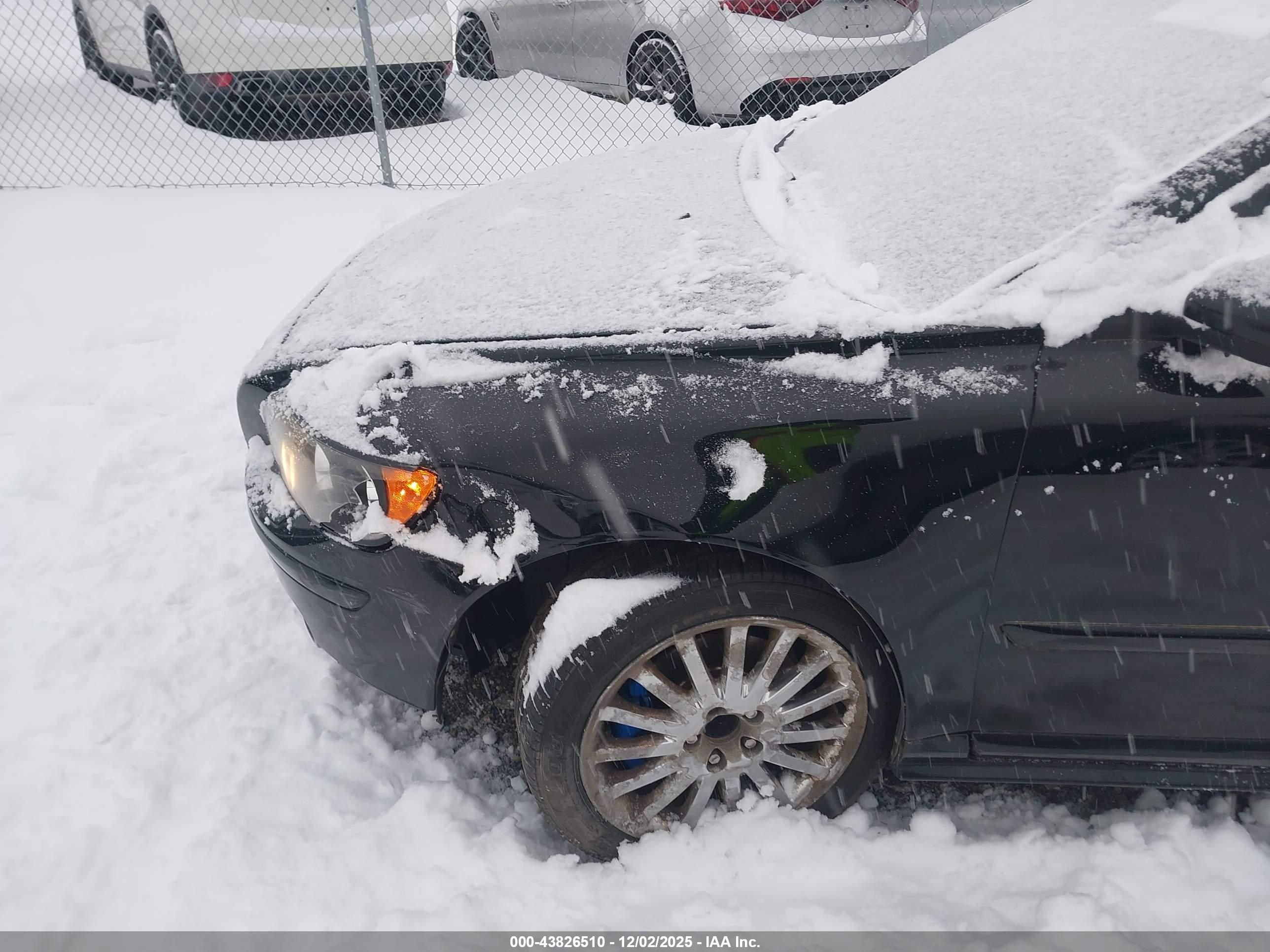 VOLVO S40 image 6