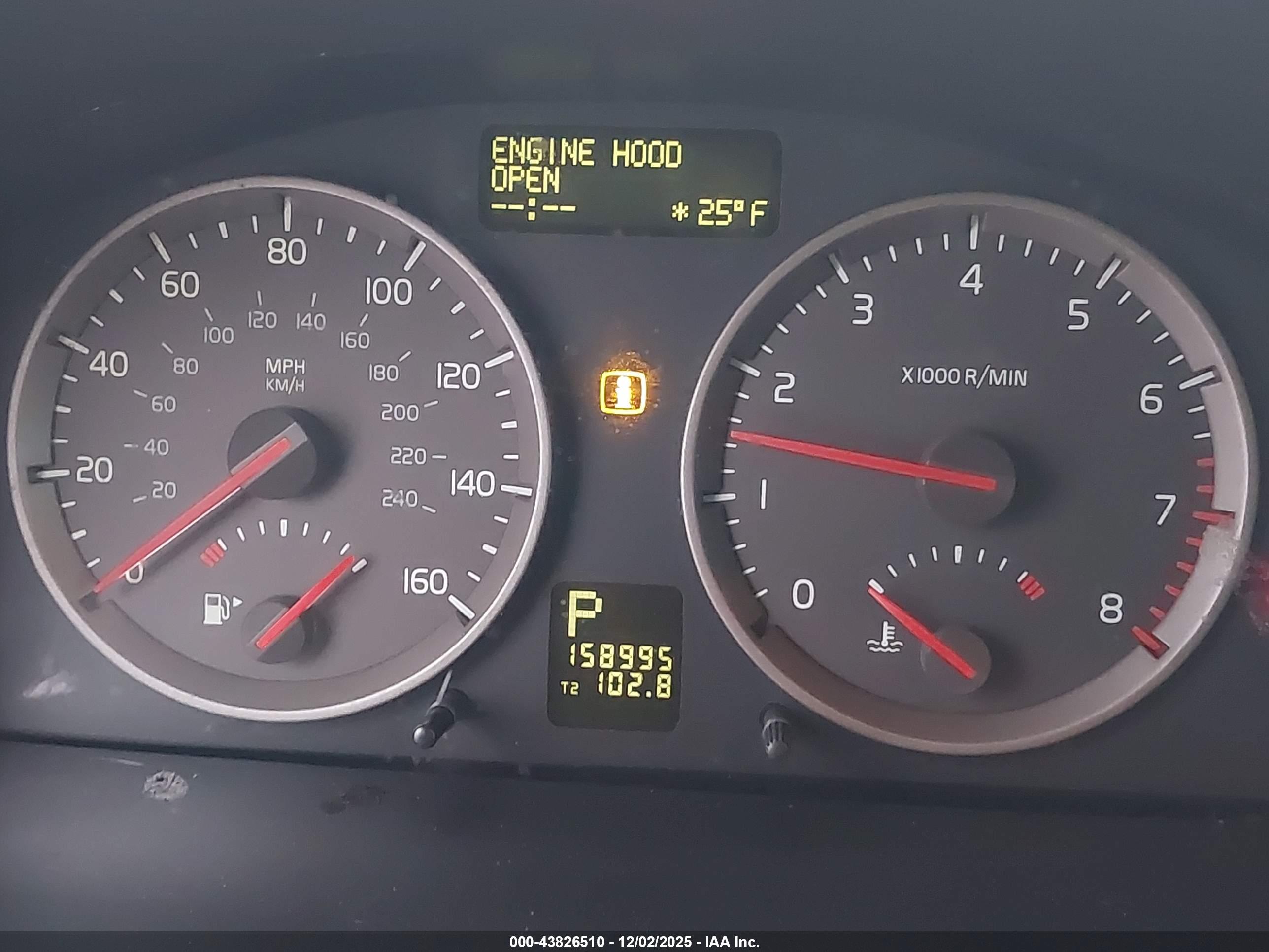VOLVO S40 image 7