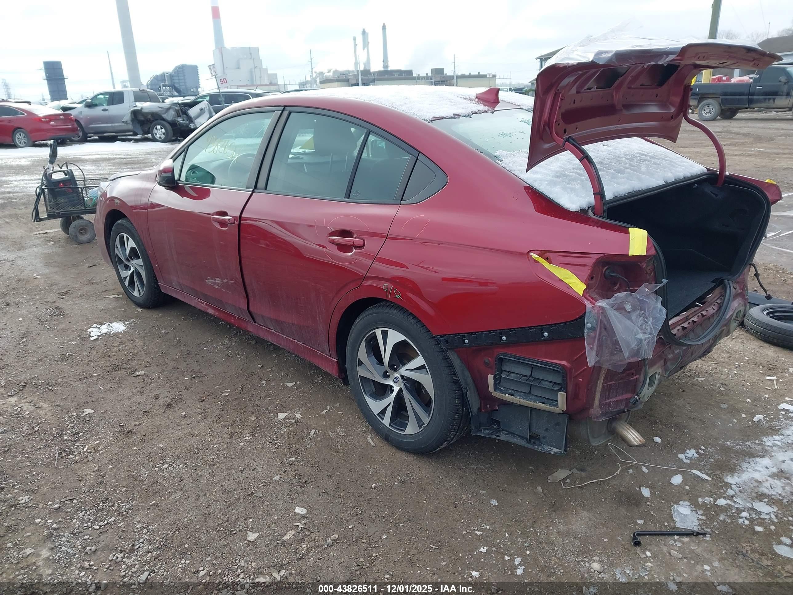 SUBARU LEGACY image 3