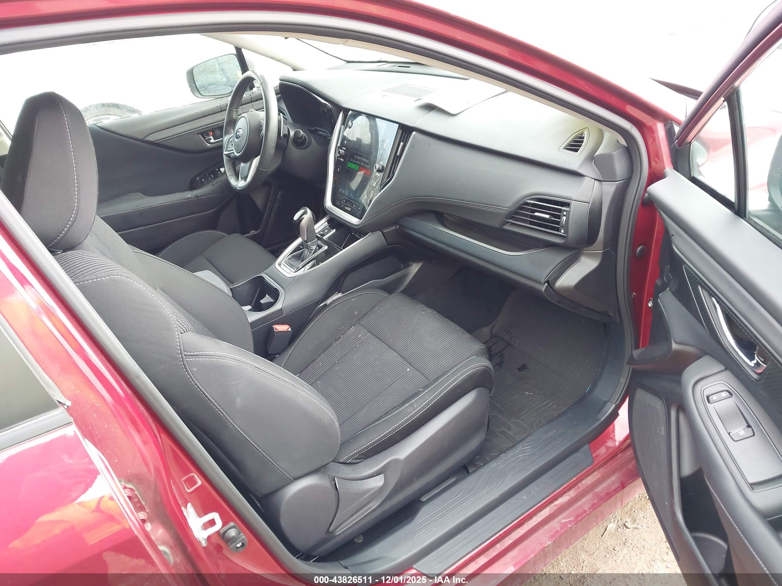 SUBARU LEGACY image 5