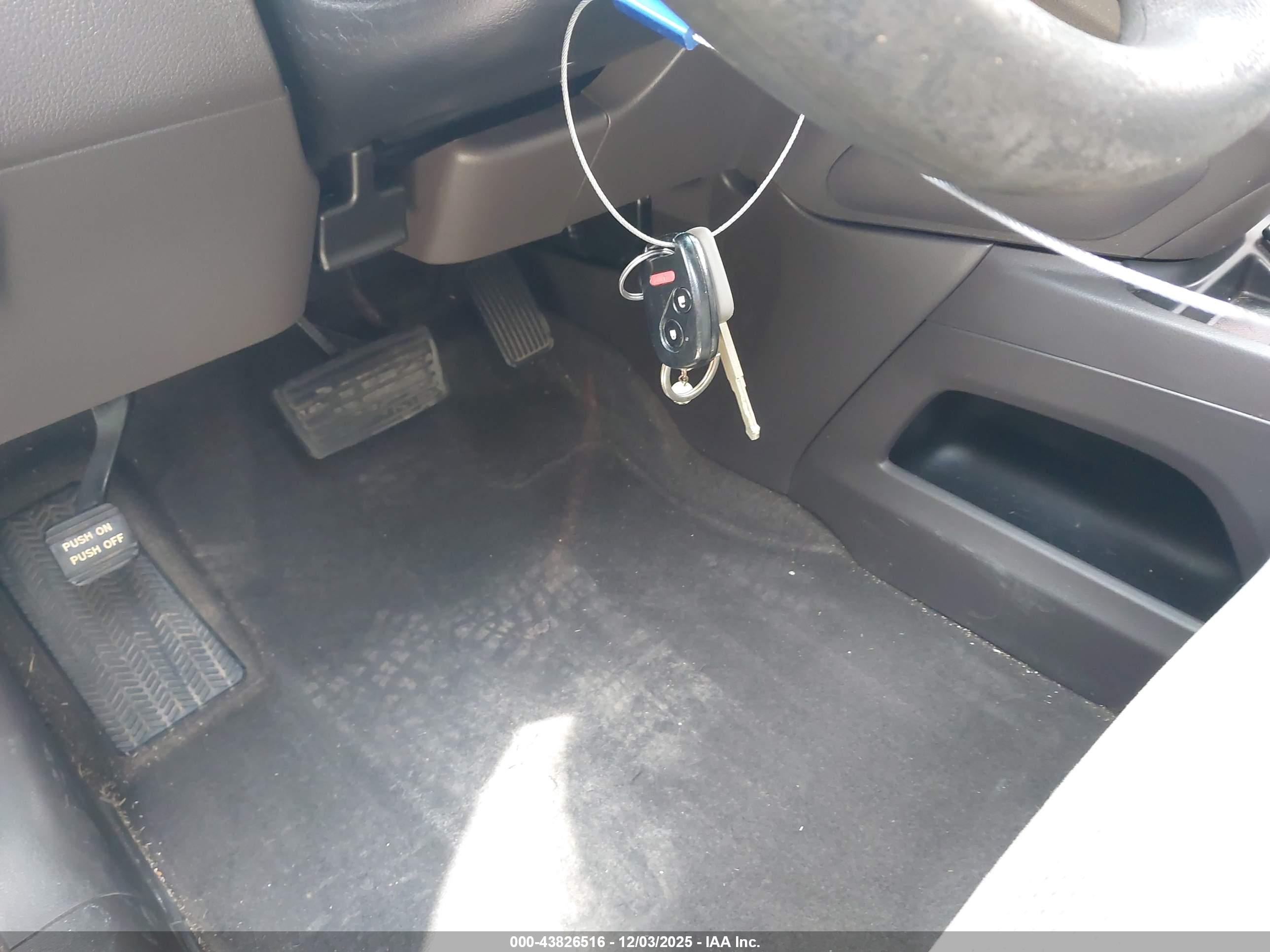 HONDA CR-V image 11