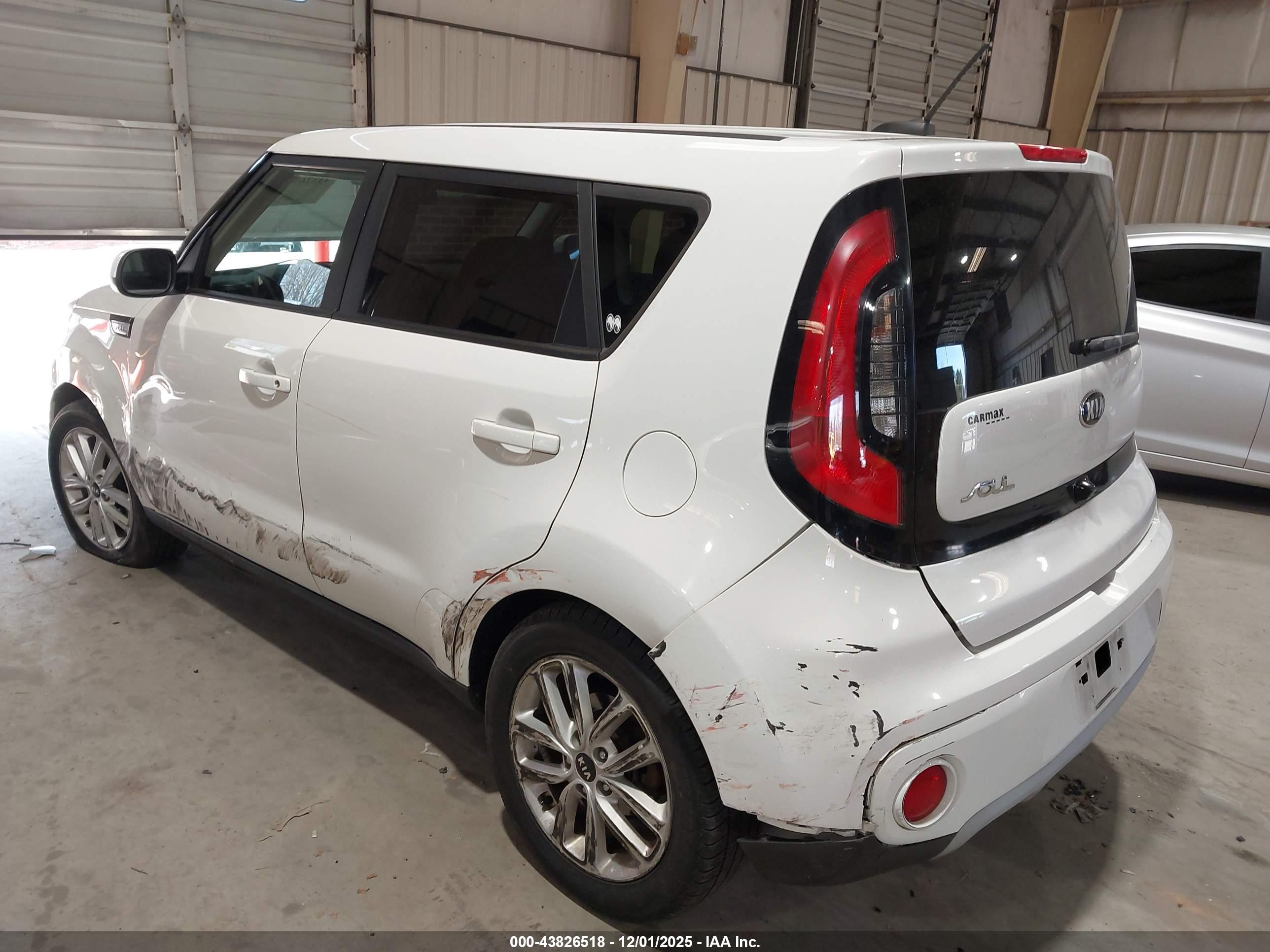 KIA SOUL image 3