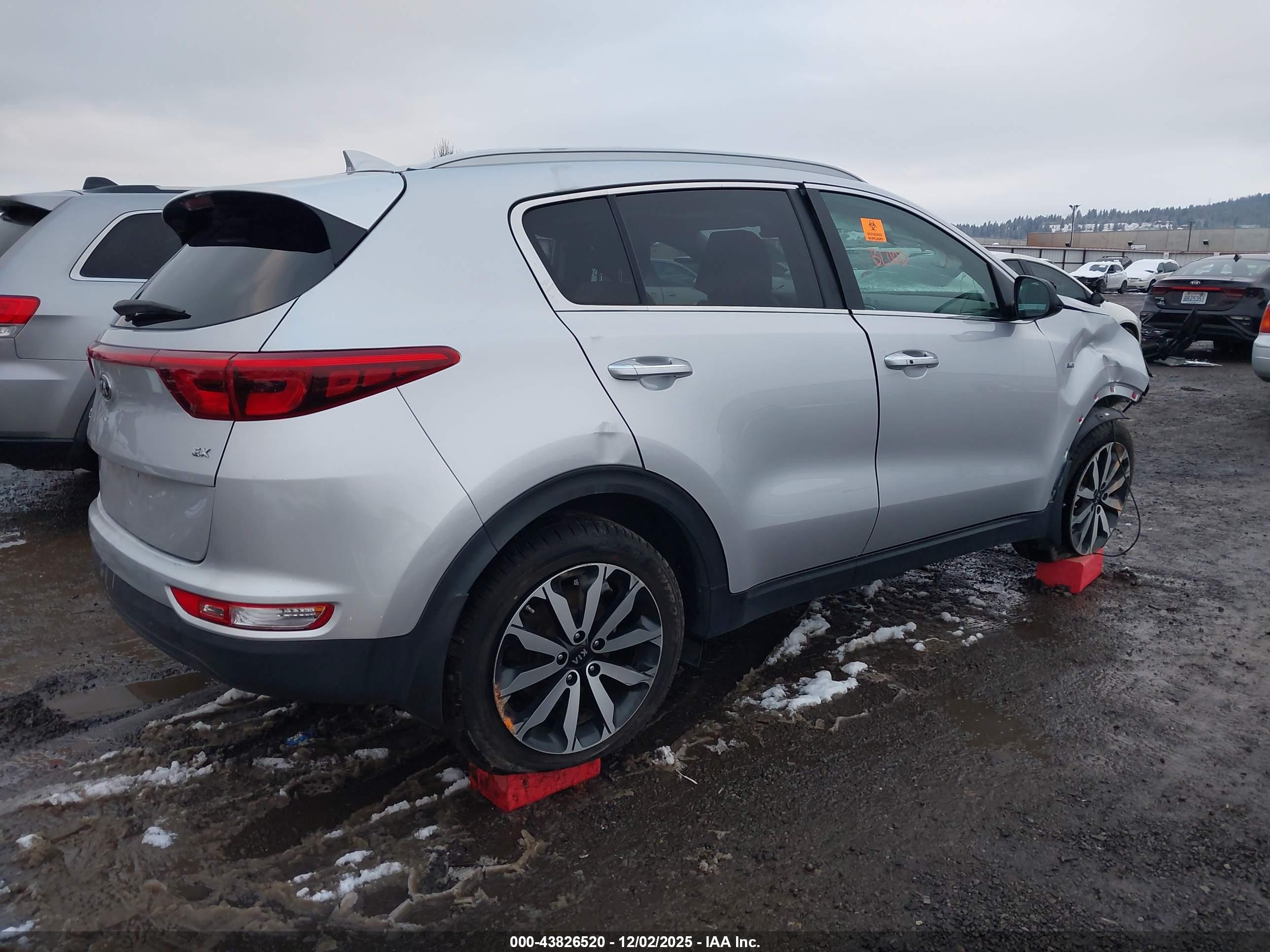 KIA SPORTAGE image 4
