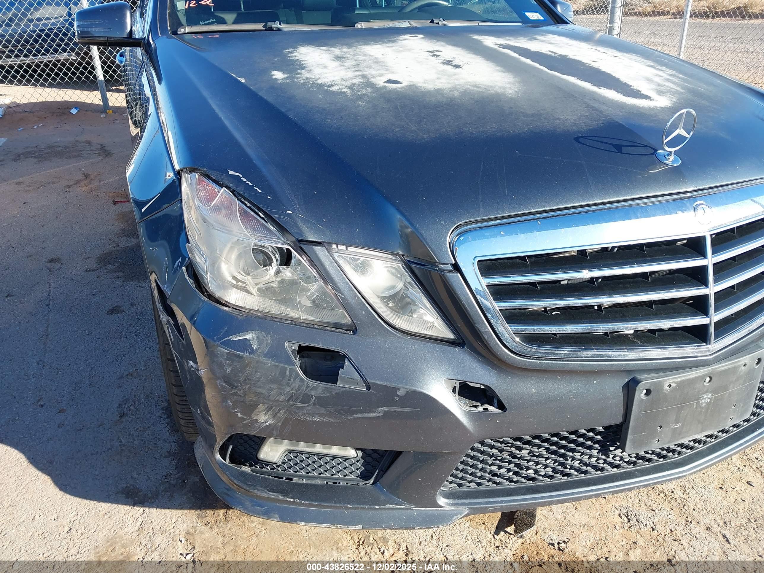 MERCEDES-BENZ E image 6