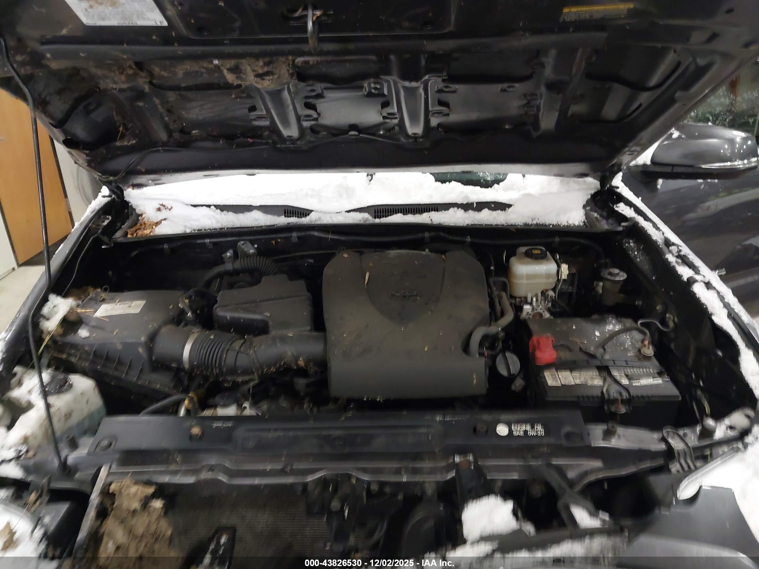 TOYOTA TACOMA image 10