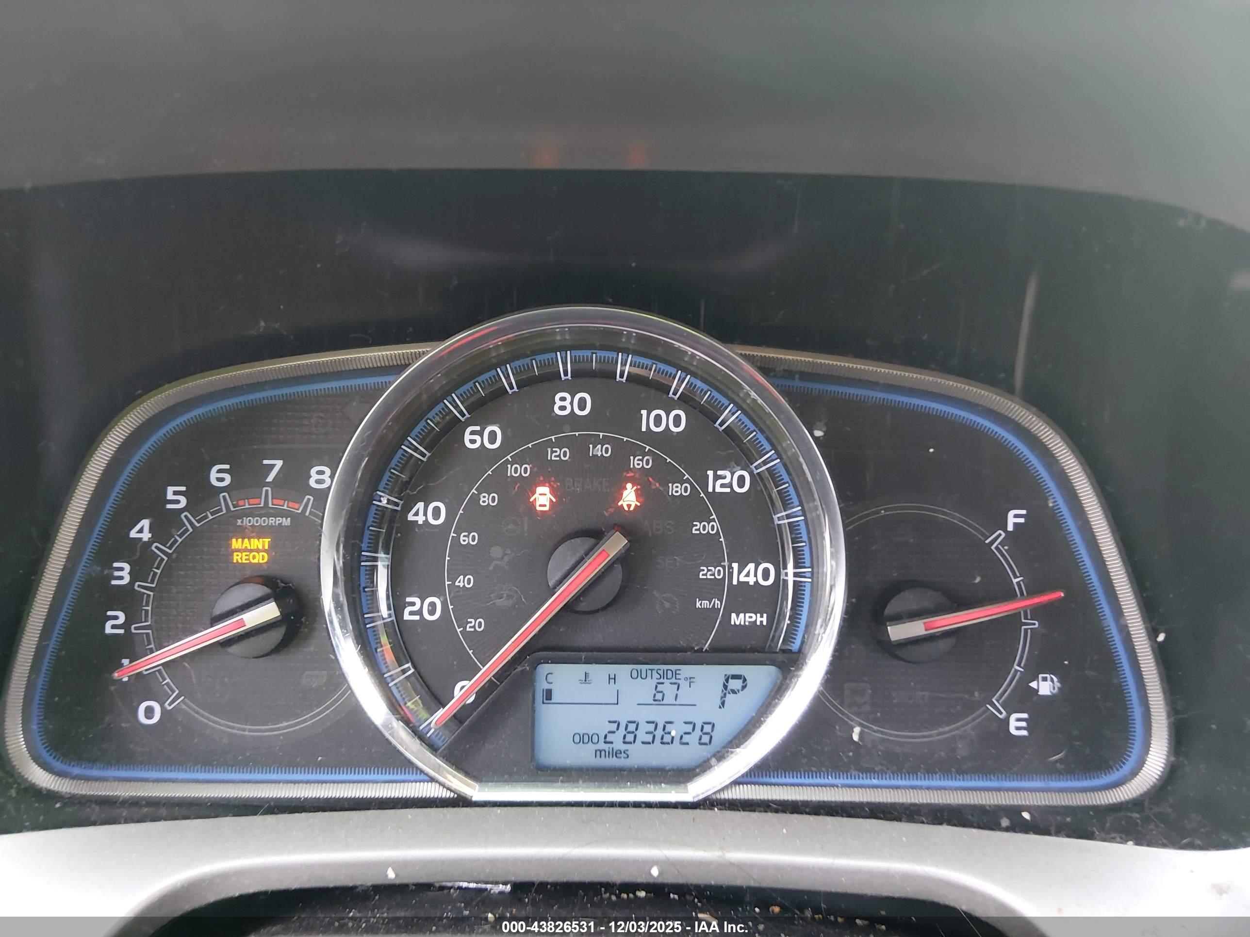 TOYOTA RAV4 image 7