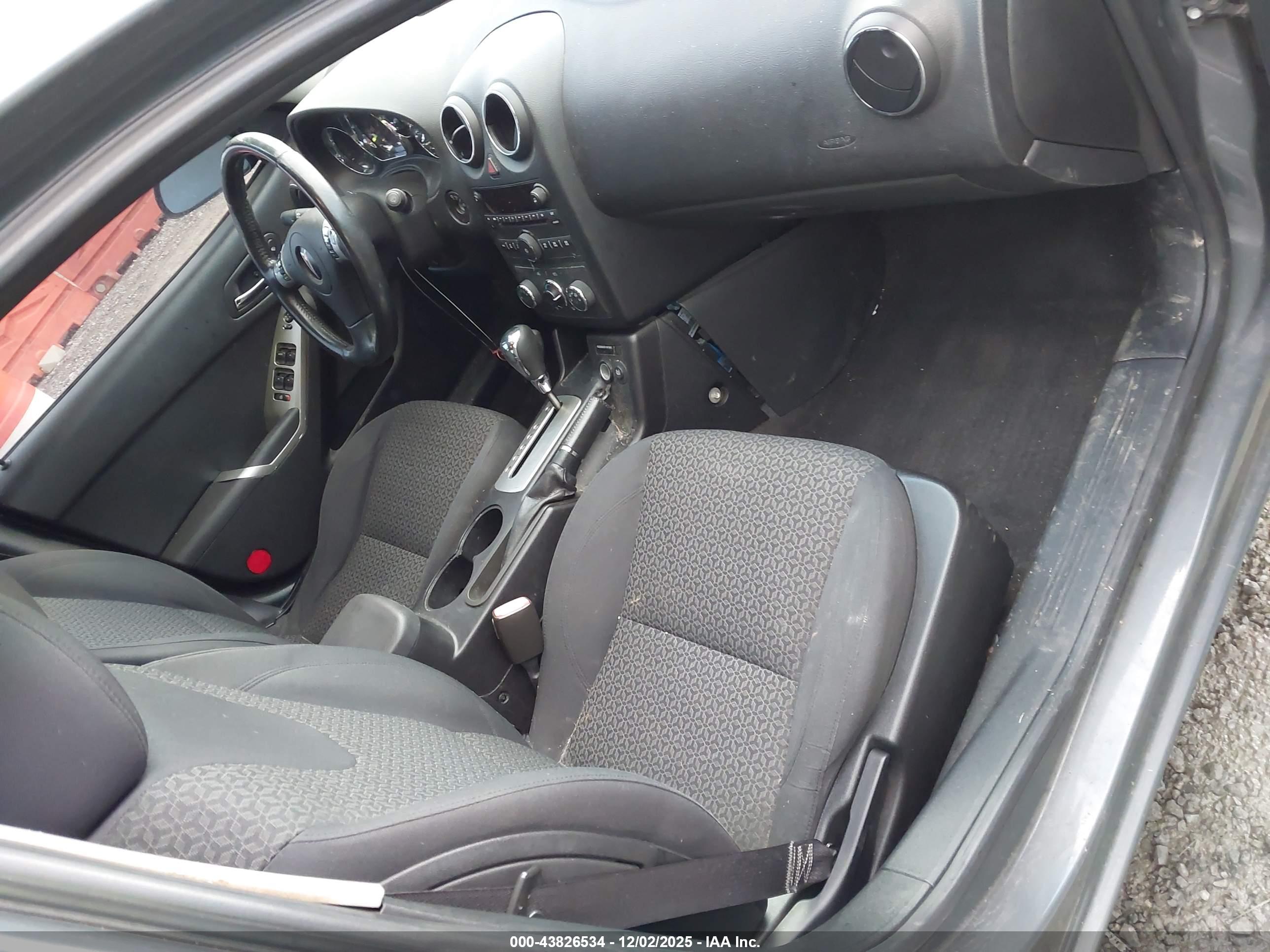 PONTIAC G6 image 5