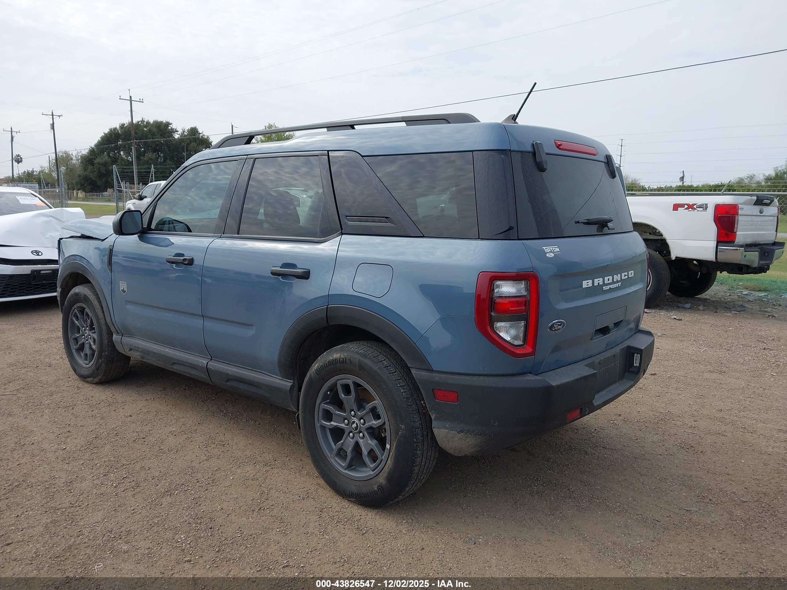FORD BRONCO image 3