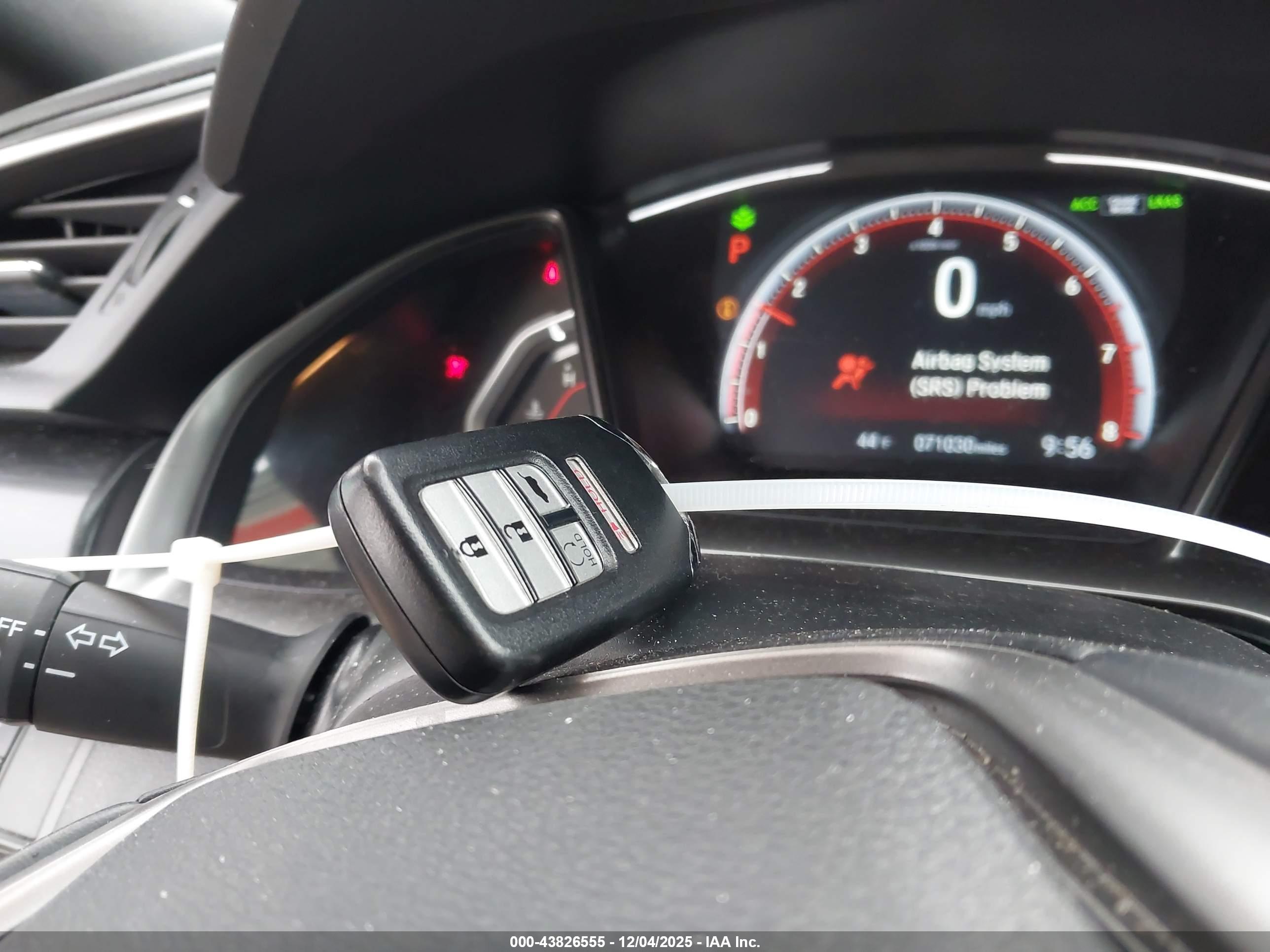 HONDA CIVIC image 11