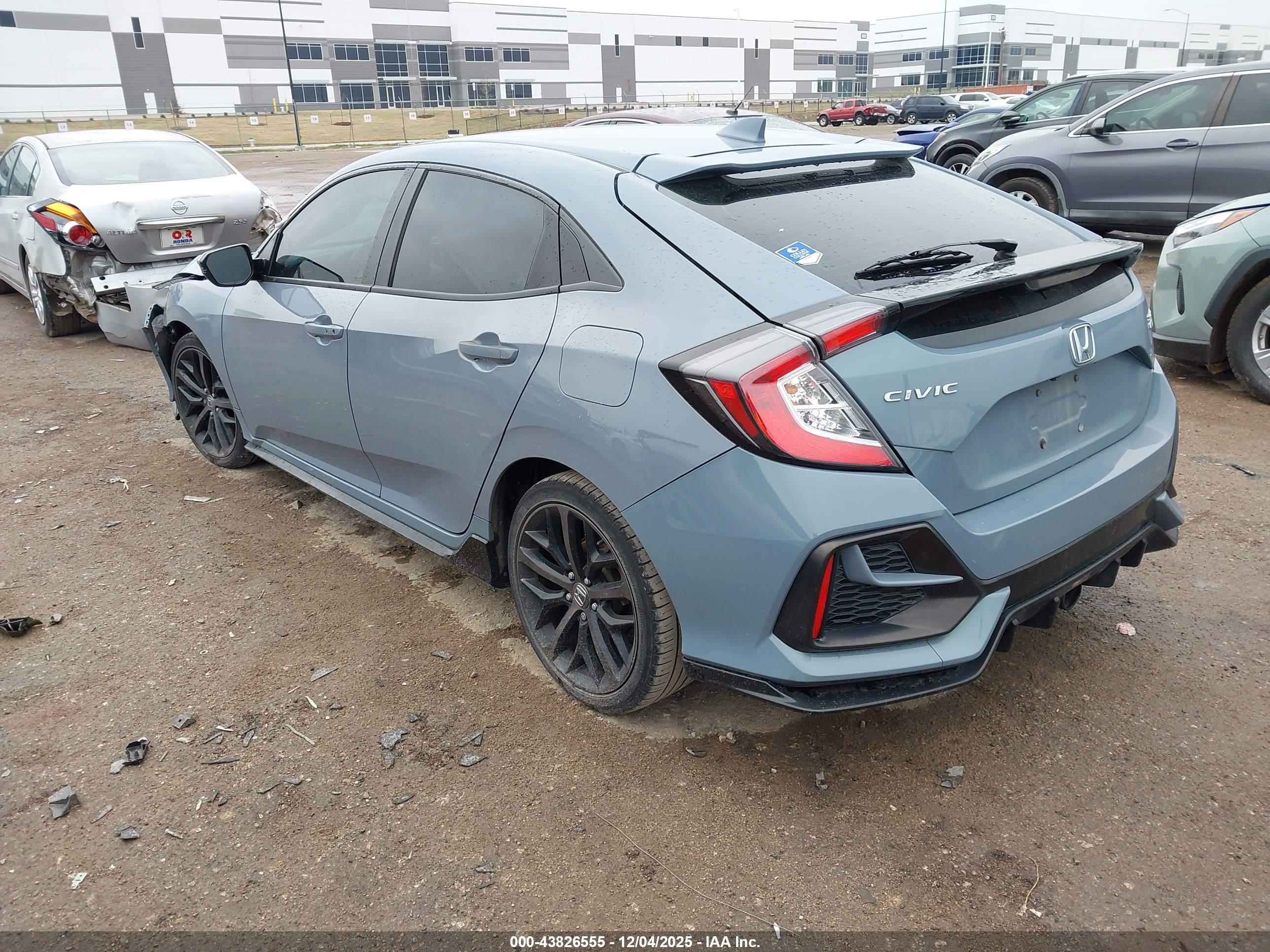 HONDA CIVIC image 3